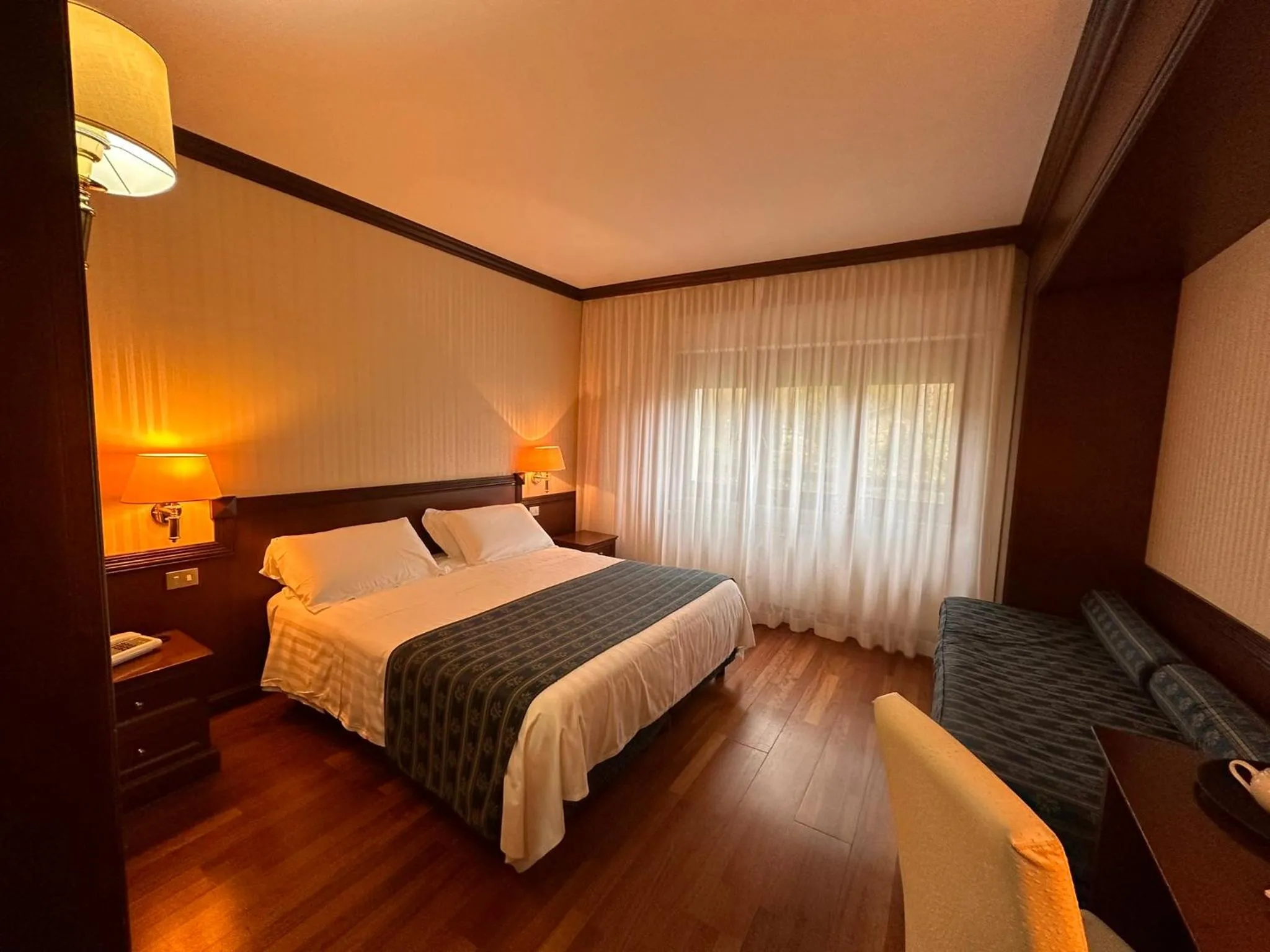 Bedroom, Bed in Hotel Corona & Spa