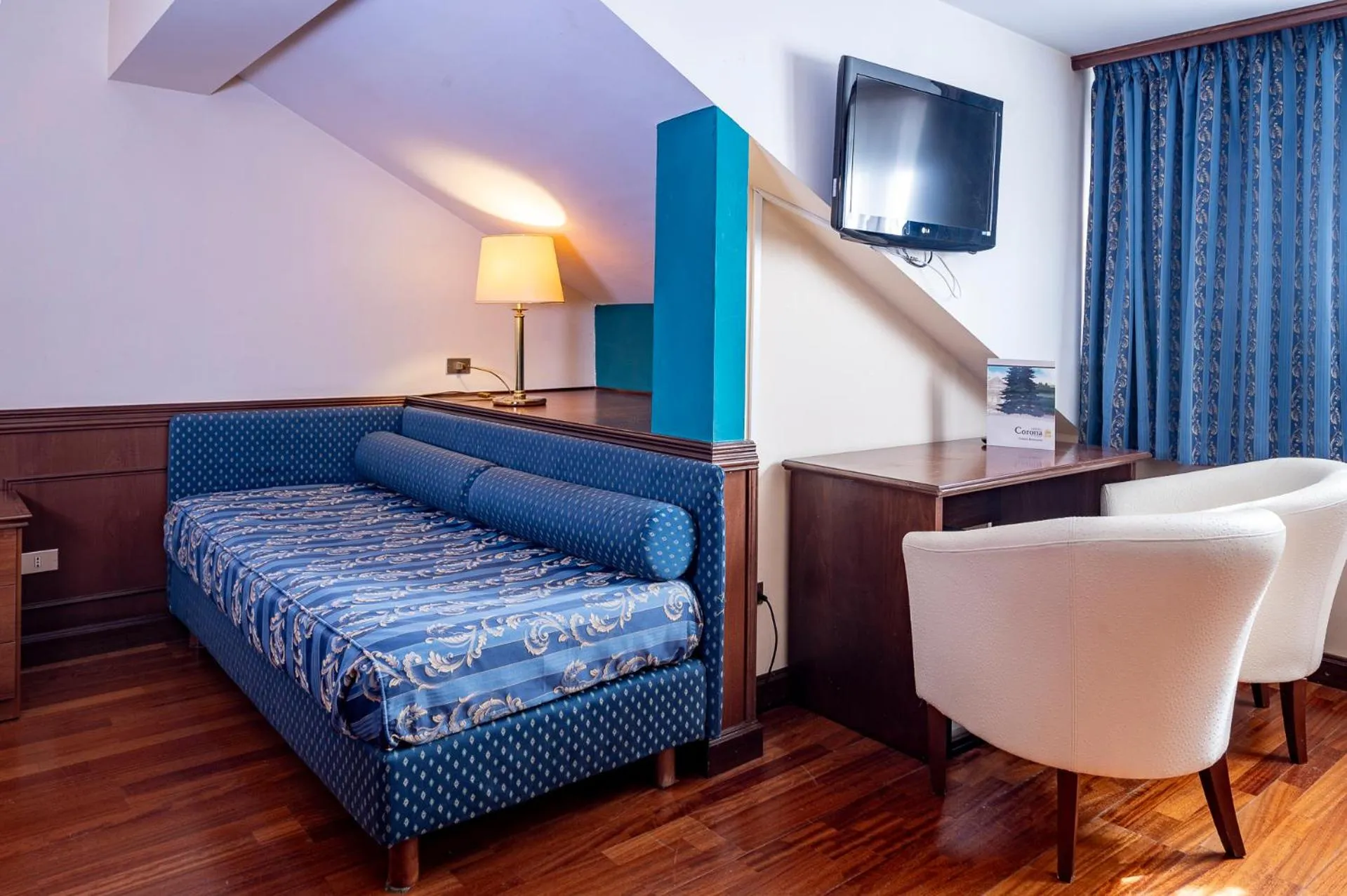 Photo of the whole room, Bed in Hotel Corona & Spa