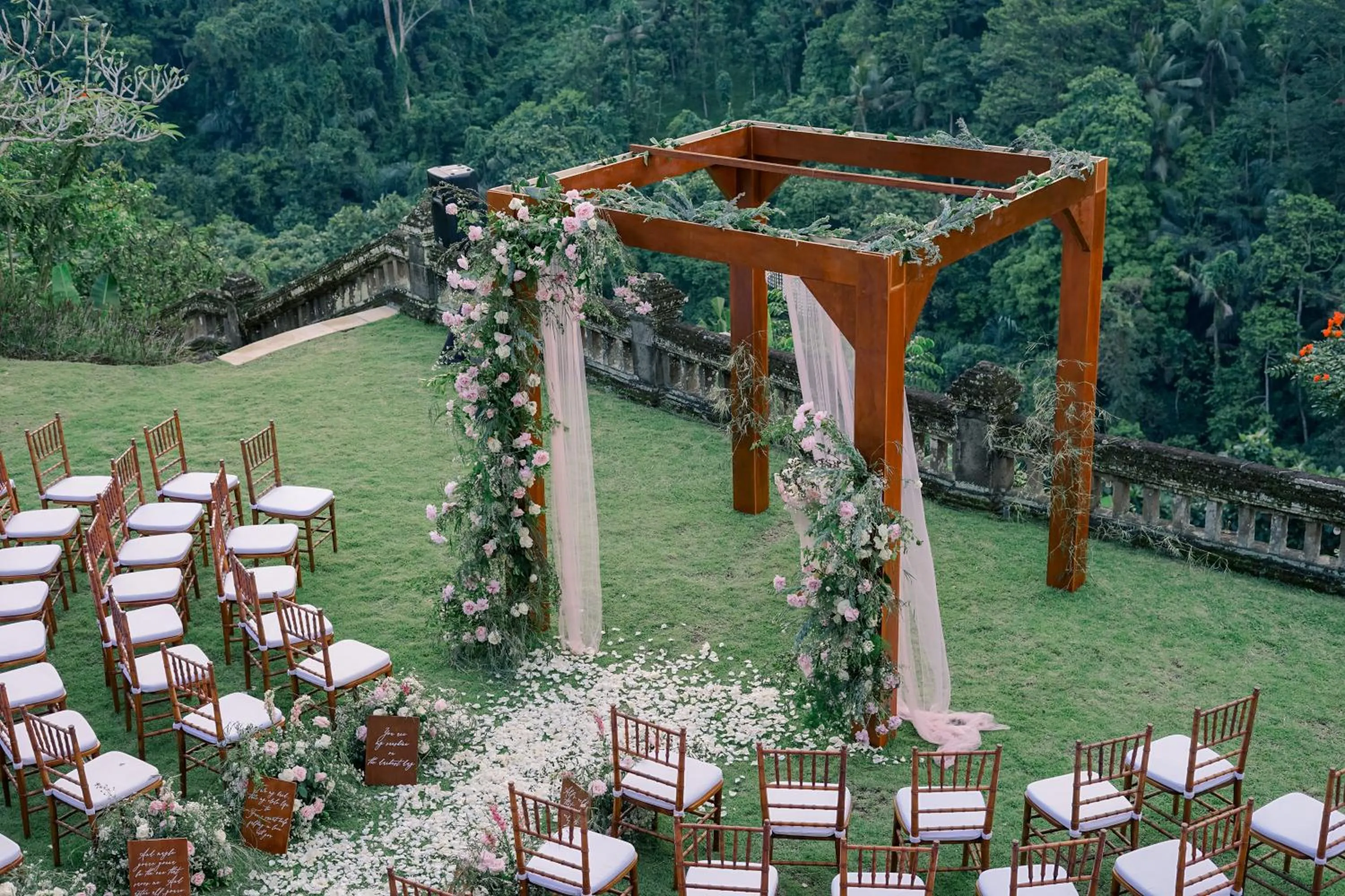 Garden in Puri Wulandari A Boutique Resort & Spa