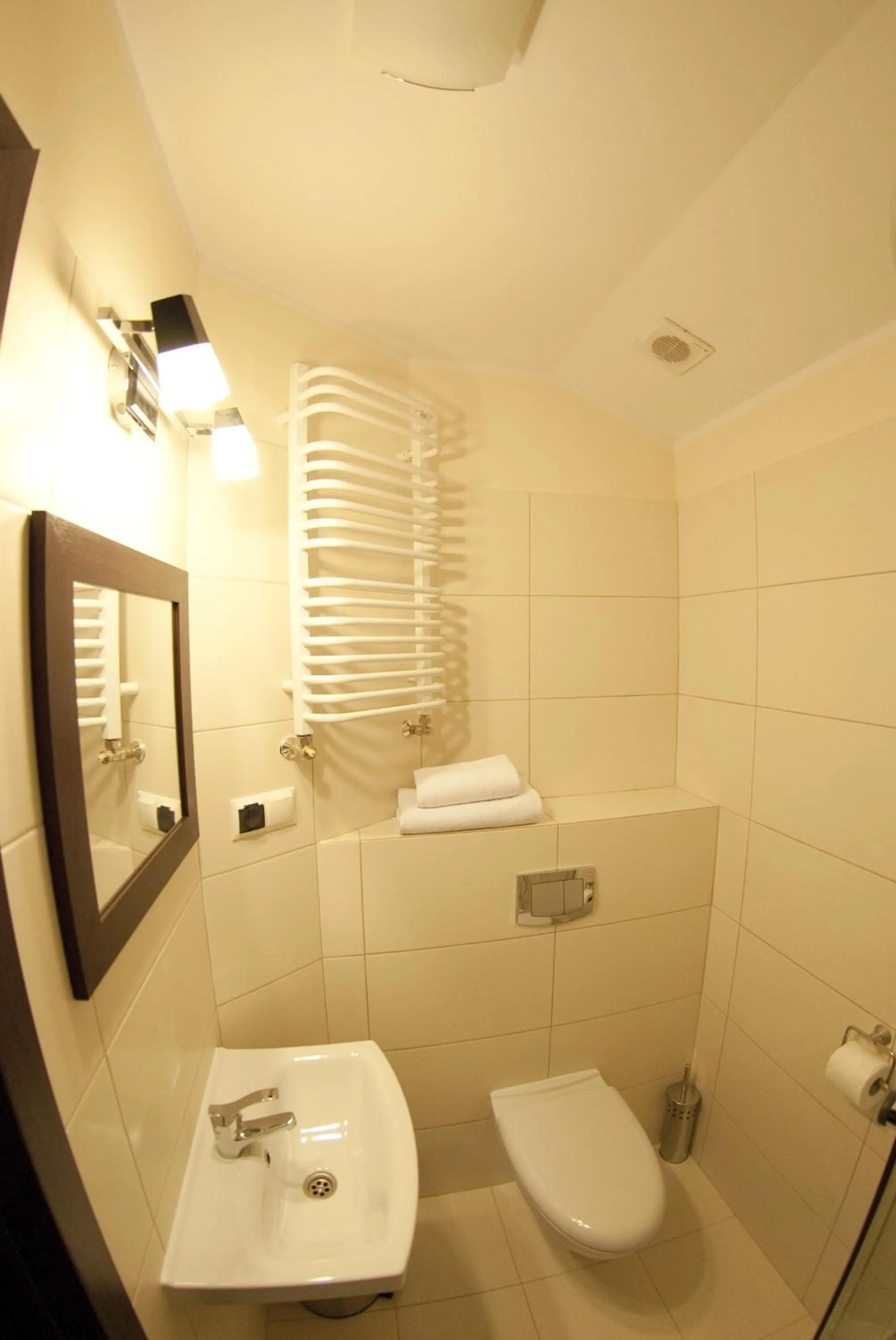 Shower in Villa Pallas