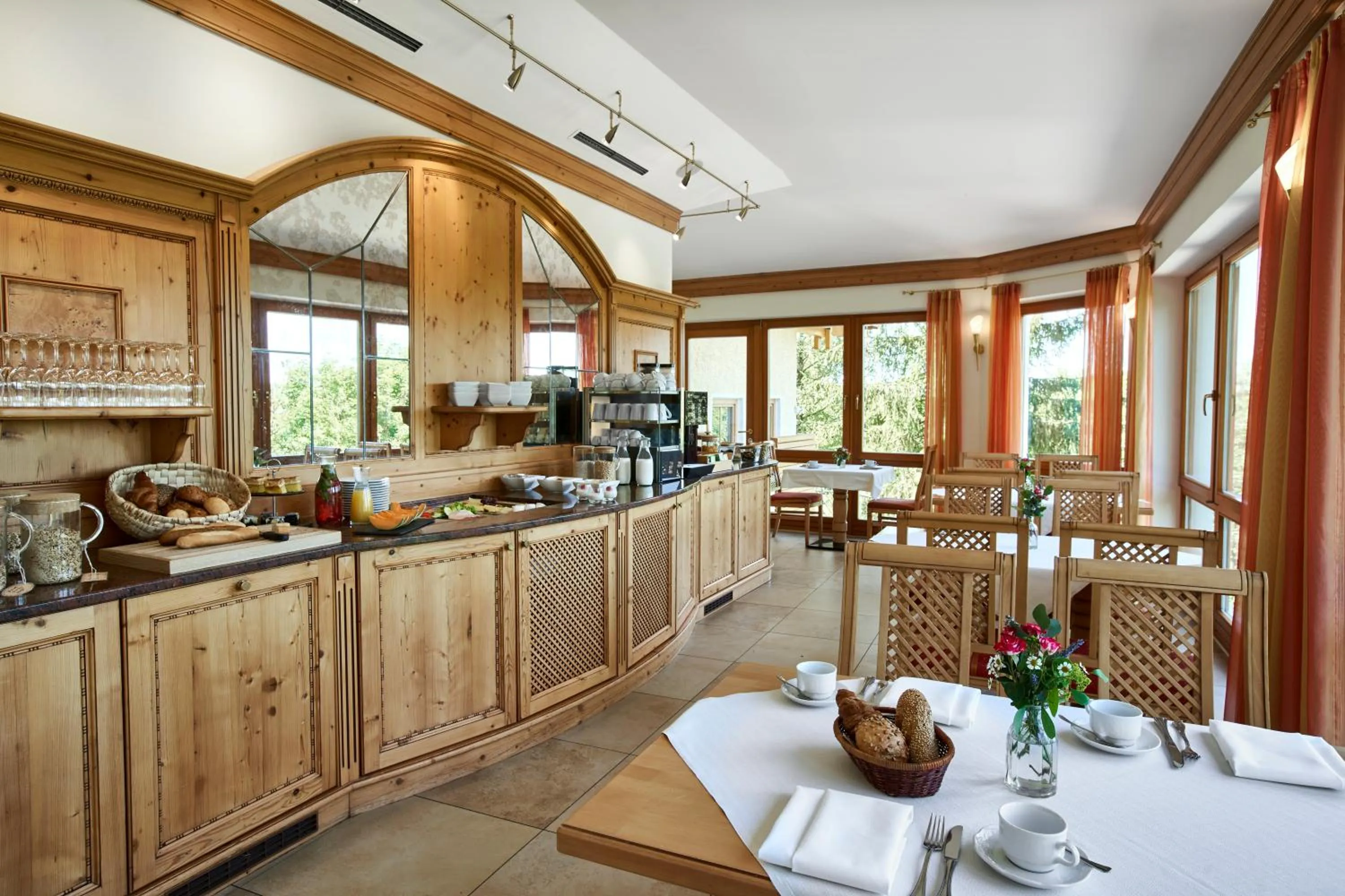 Breakfast in Gasthof Schwarz