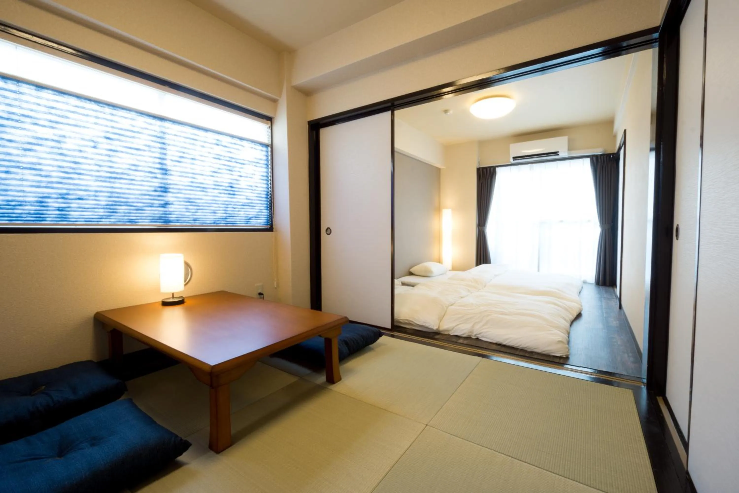 Bed in GOEN inn Tokyo