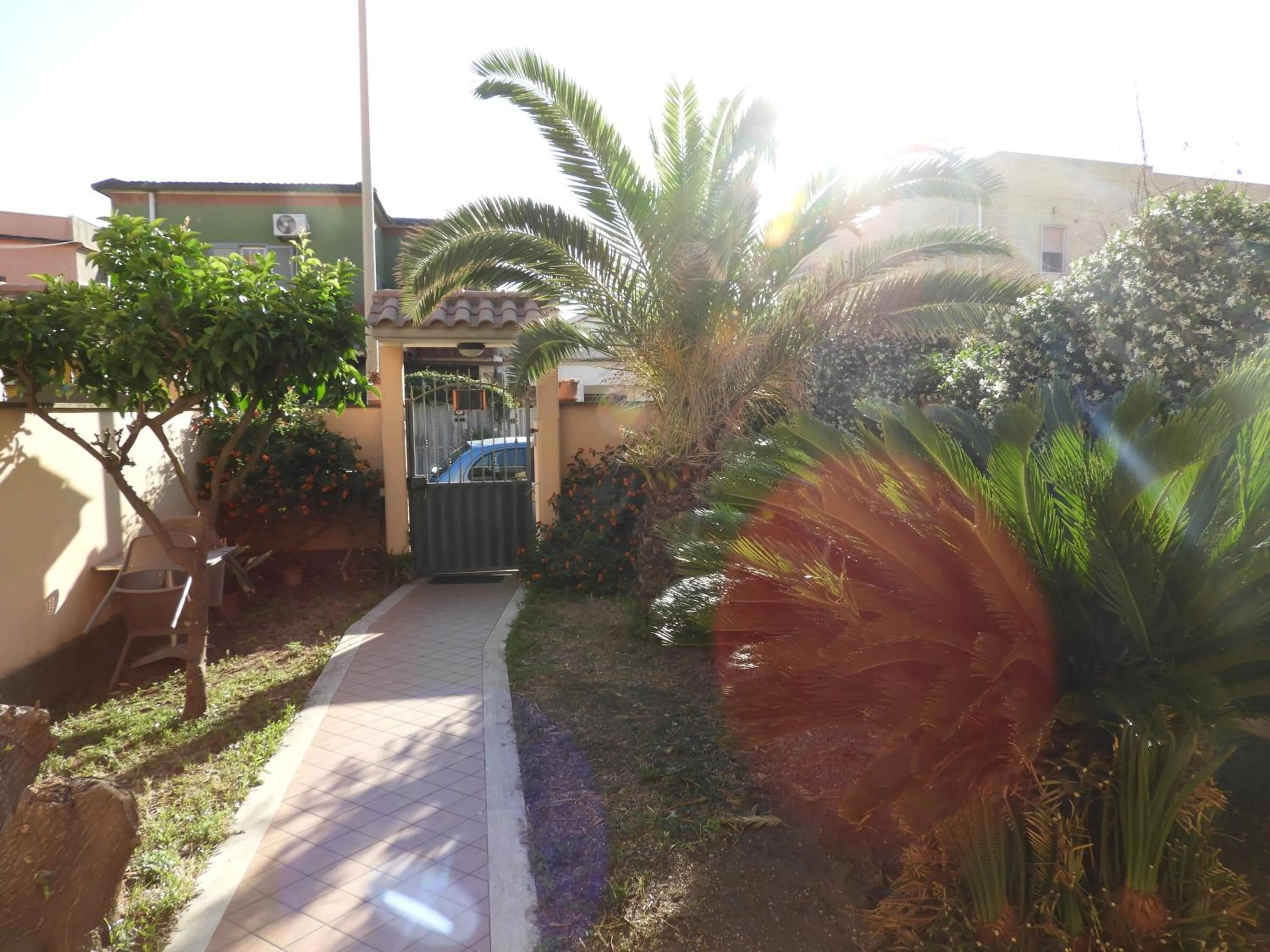 Garden view in B&B Isola