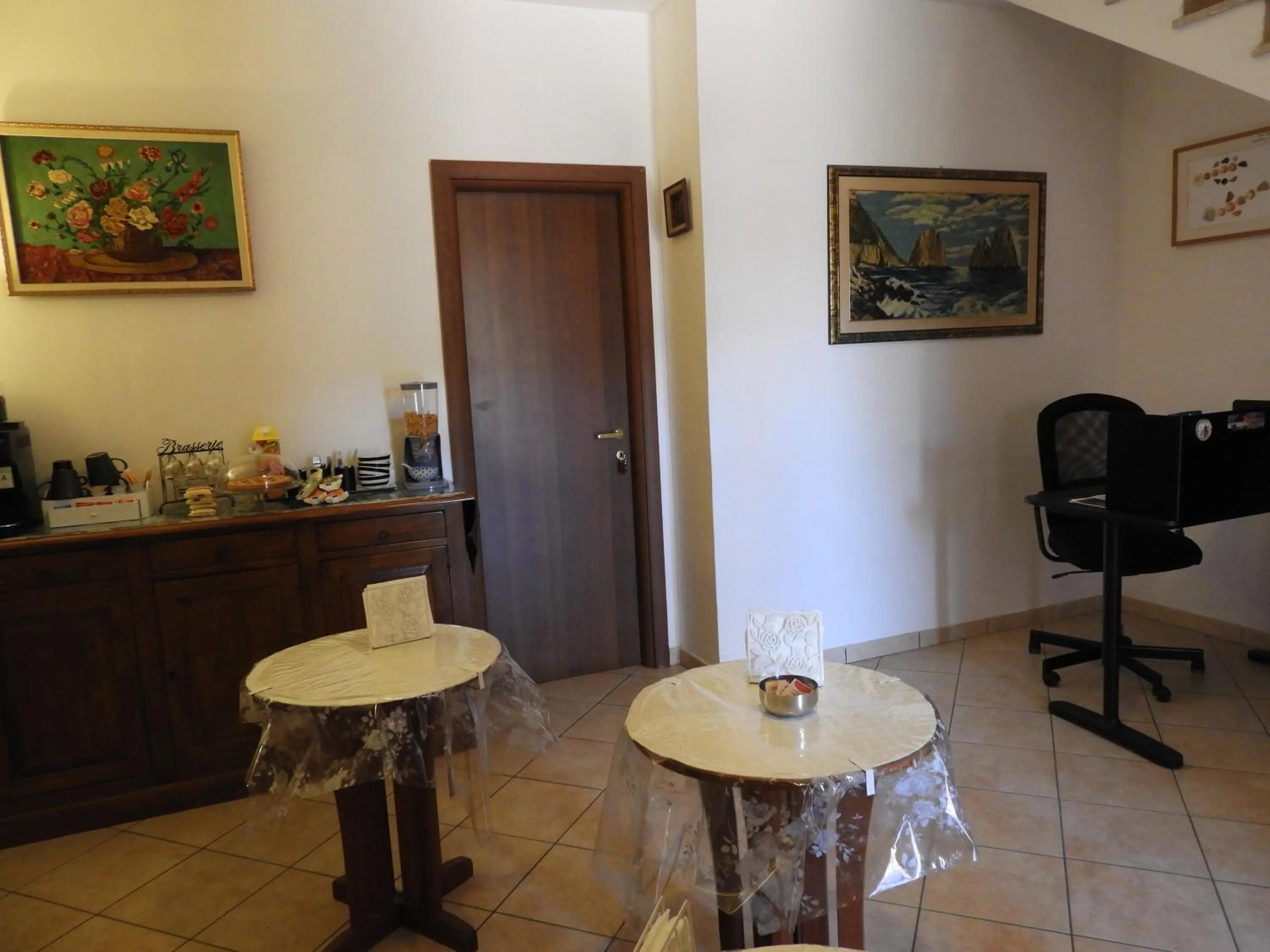 Dining area in B&B Isola