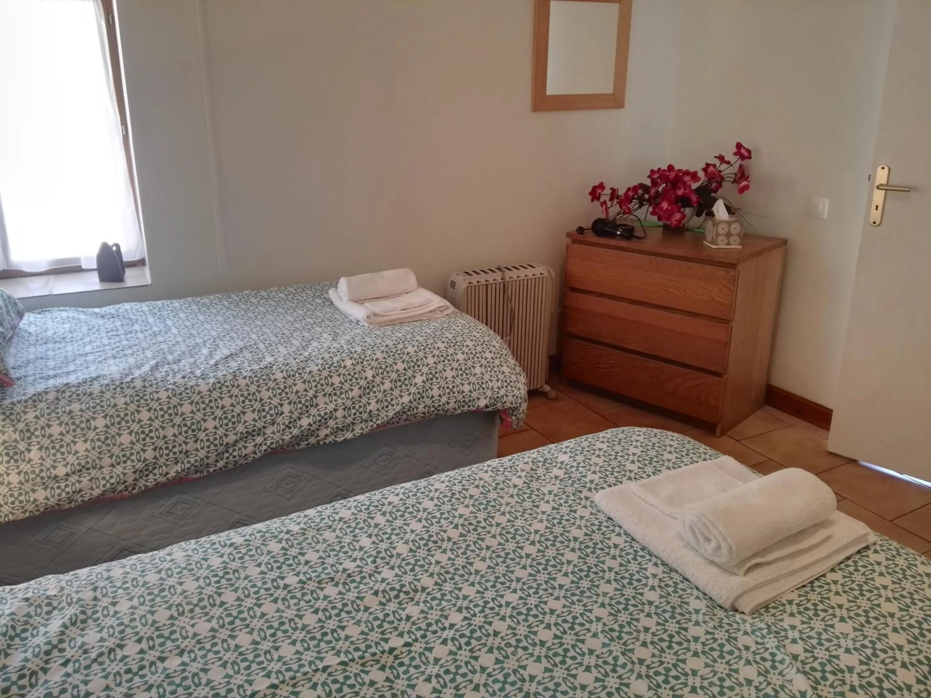 Photo of the whole room, Bed in Le Chene Vert