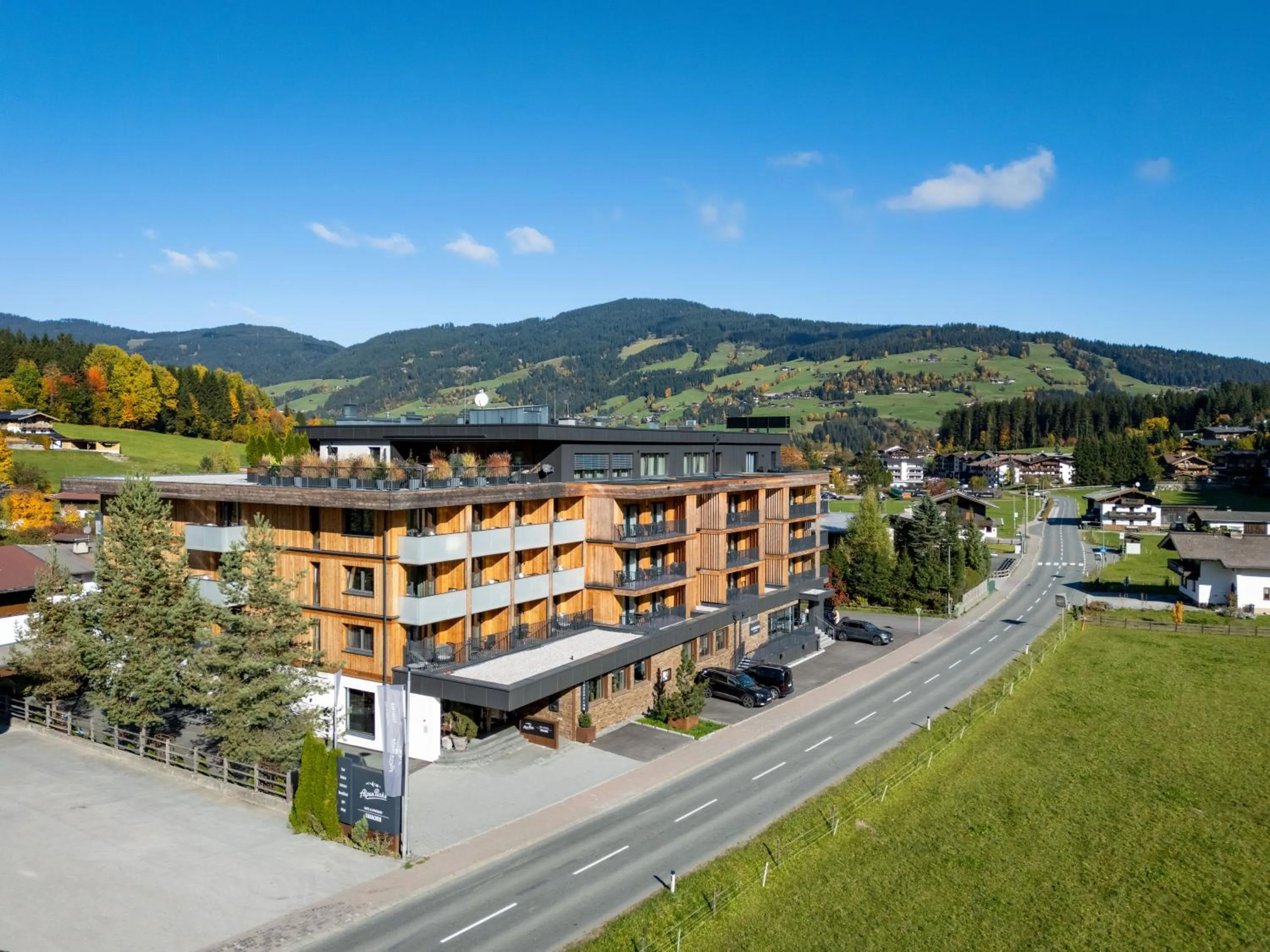 Property building in AlpenParks Hotel & Apartment Taxacher