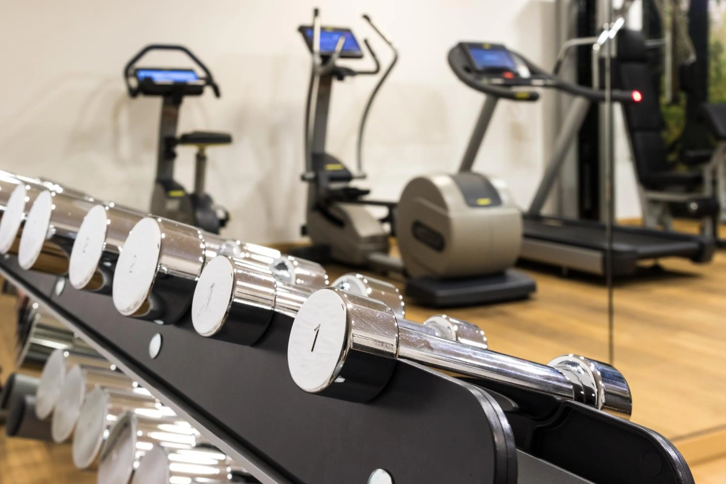 Fitness centre/facilities in AlpenParks Hotel & Apartment Taxacher