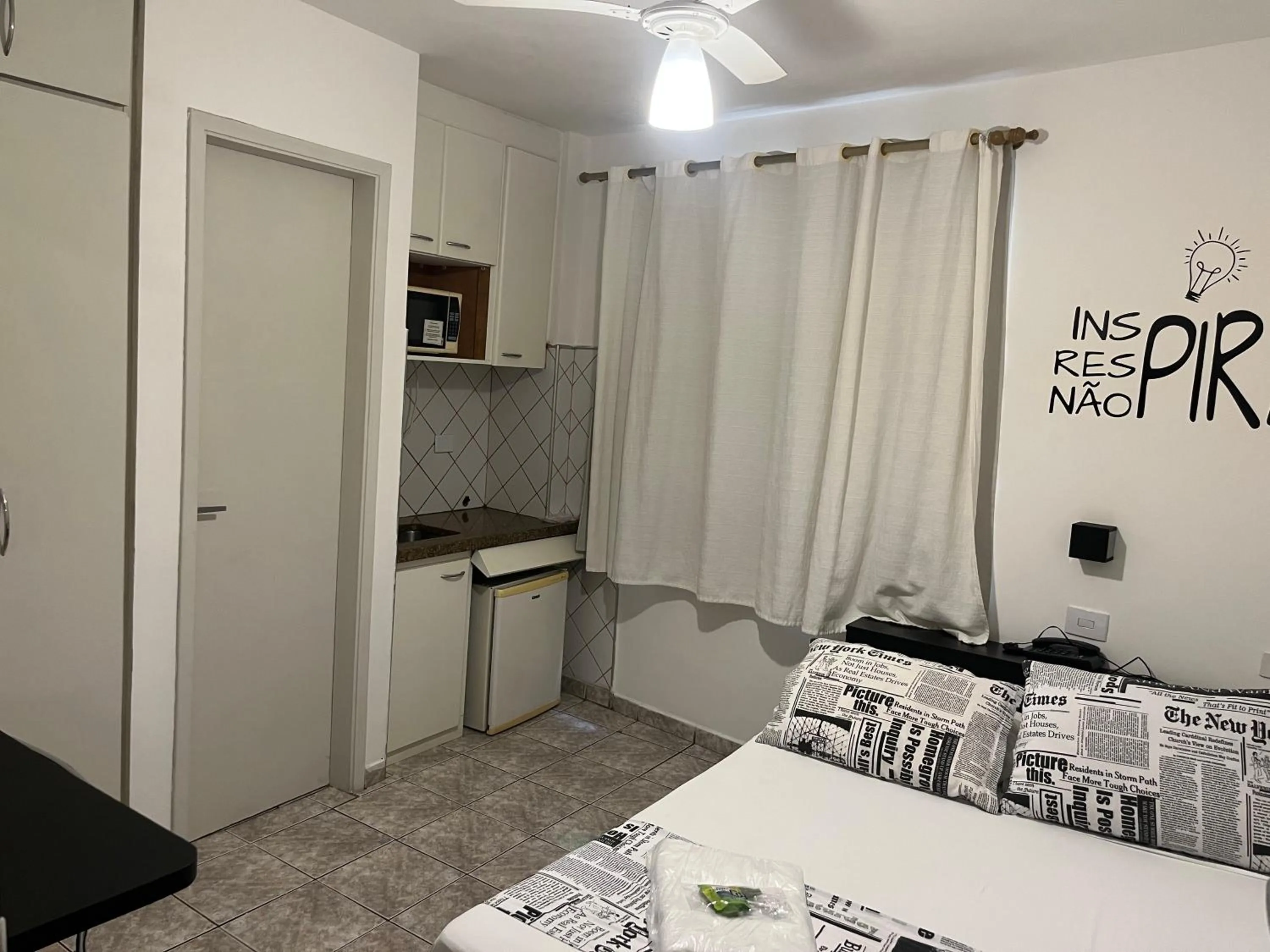 Kitchen or kitchenette in Bela Cintra Flat Service