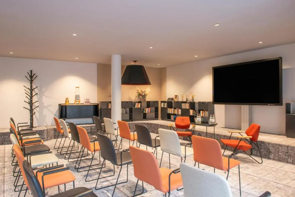 Meeting/conference room in L'Imprimerie Hôtel