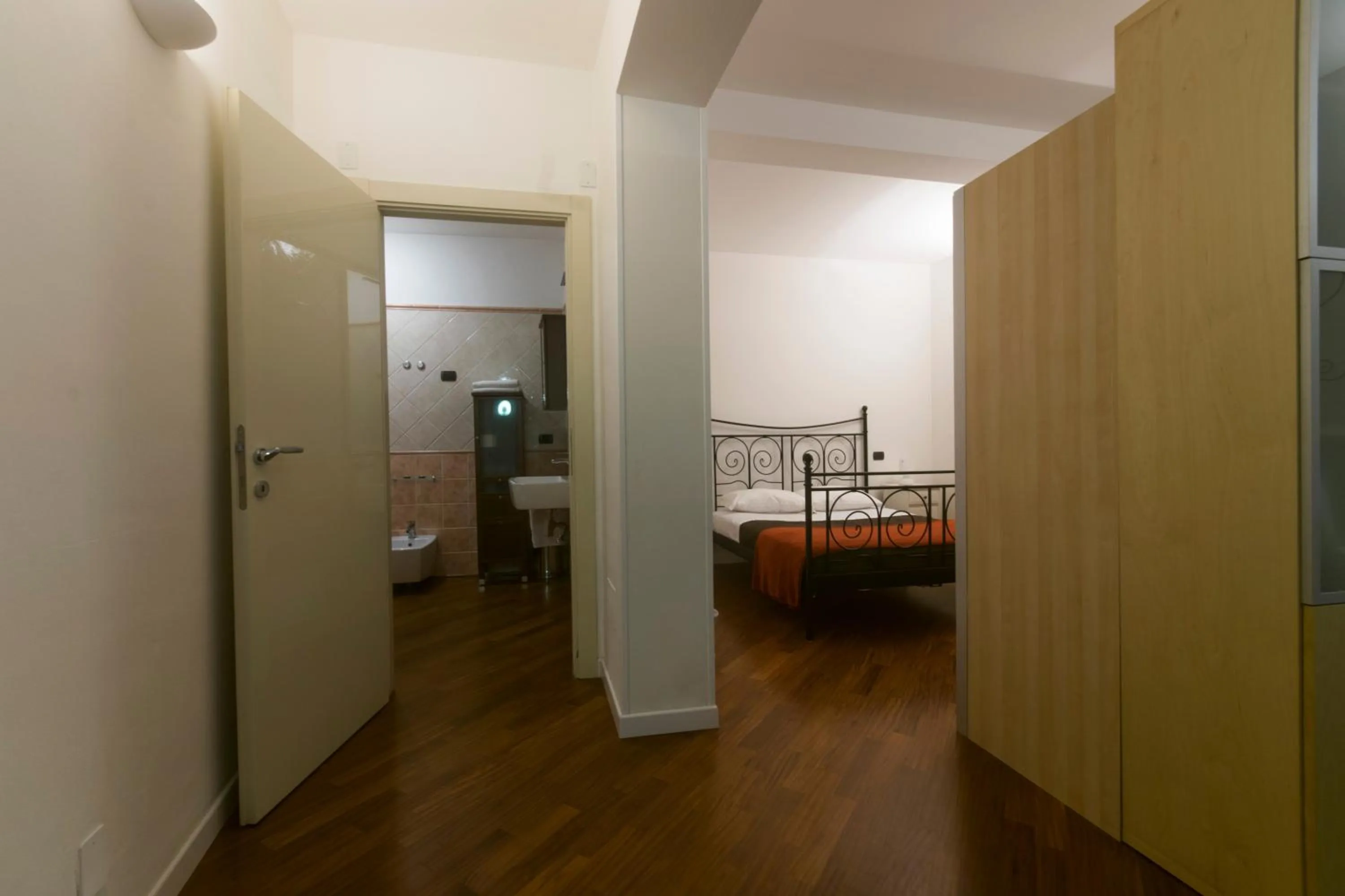 Bed in Suite del Borgo - Affittacamere - Guest house