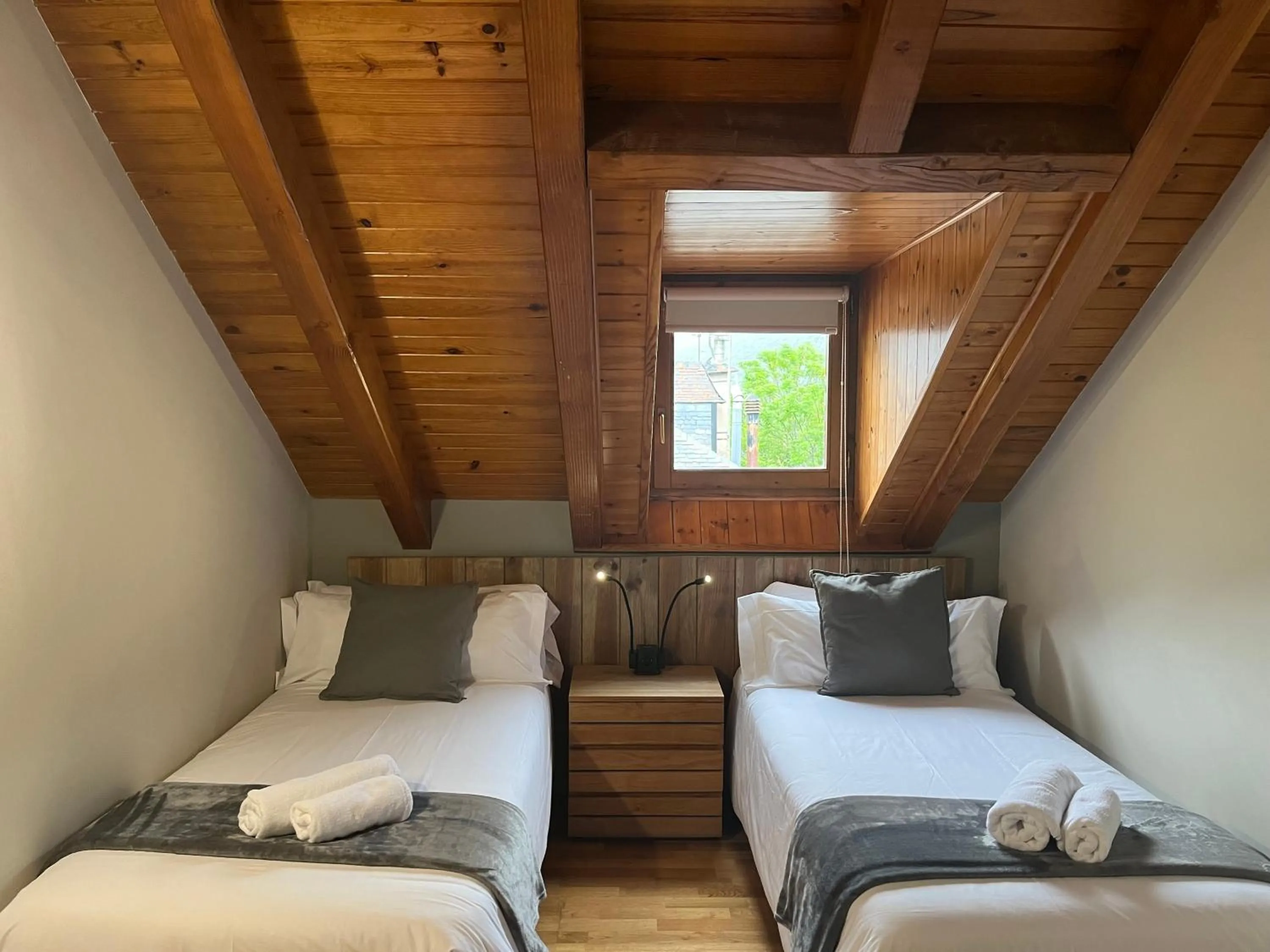 Bed in Hotel Els Encantats