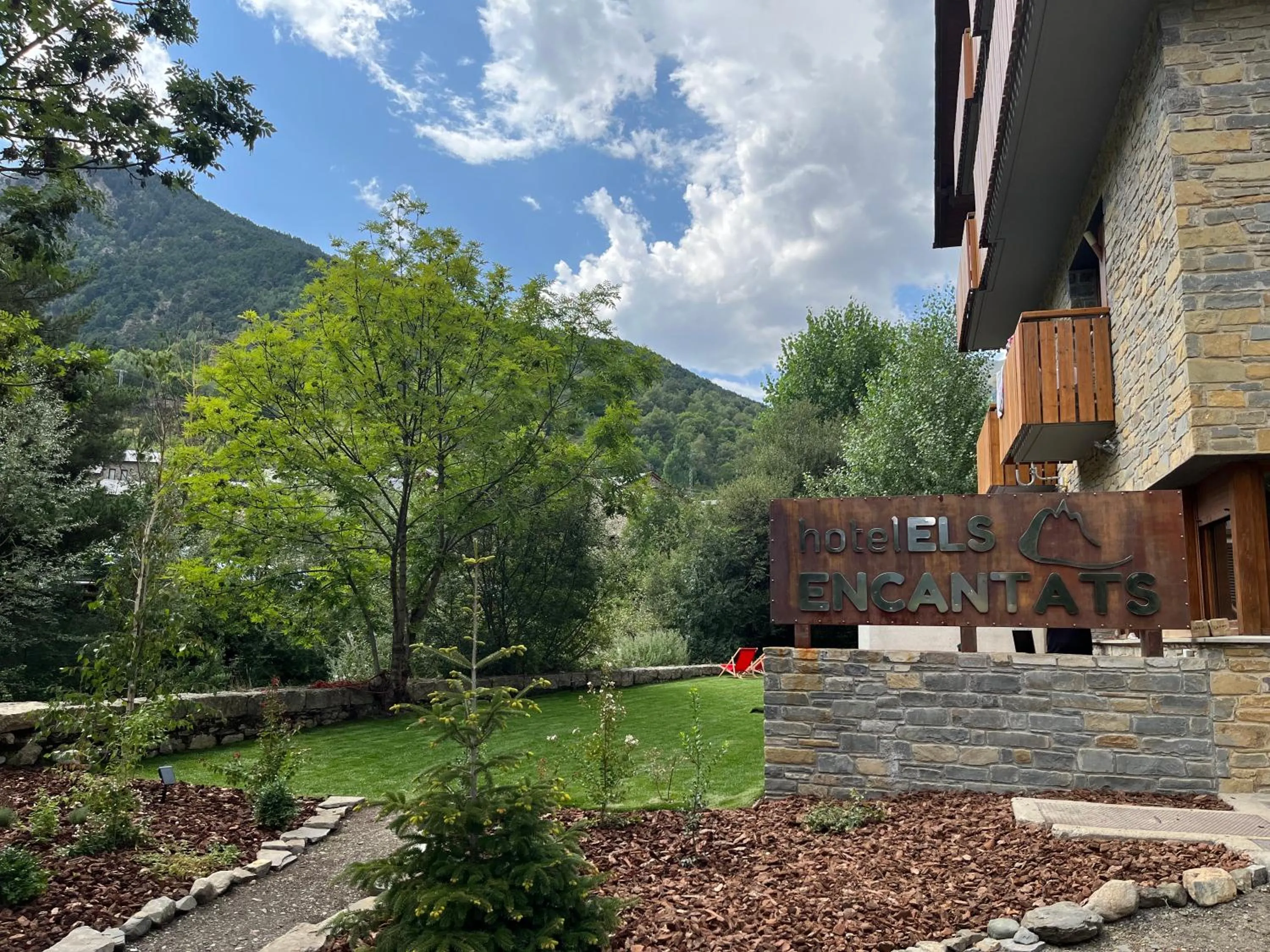 Garden in Hotel Els Encantats