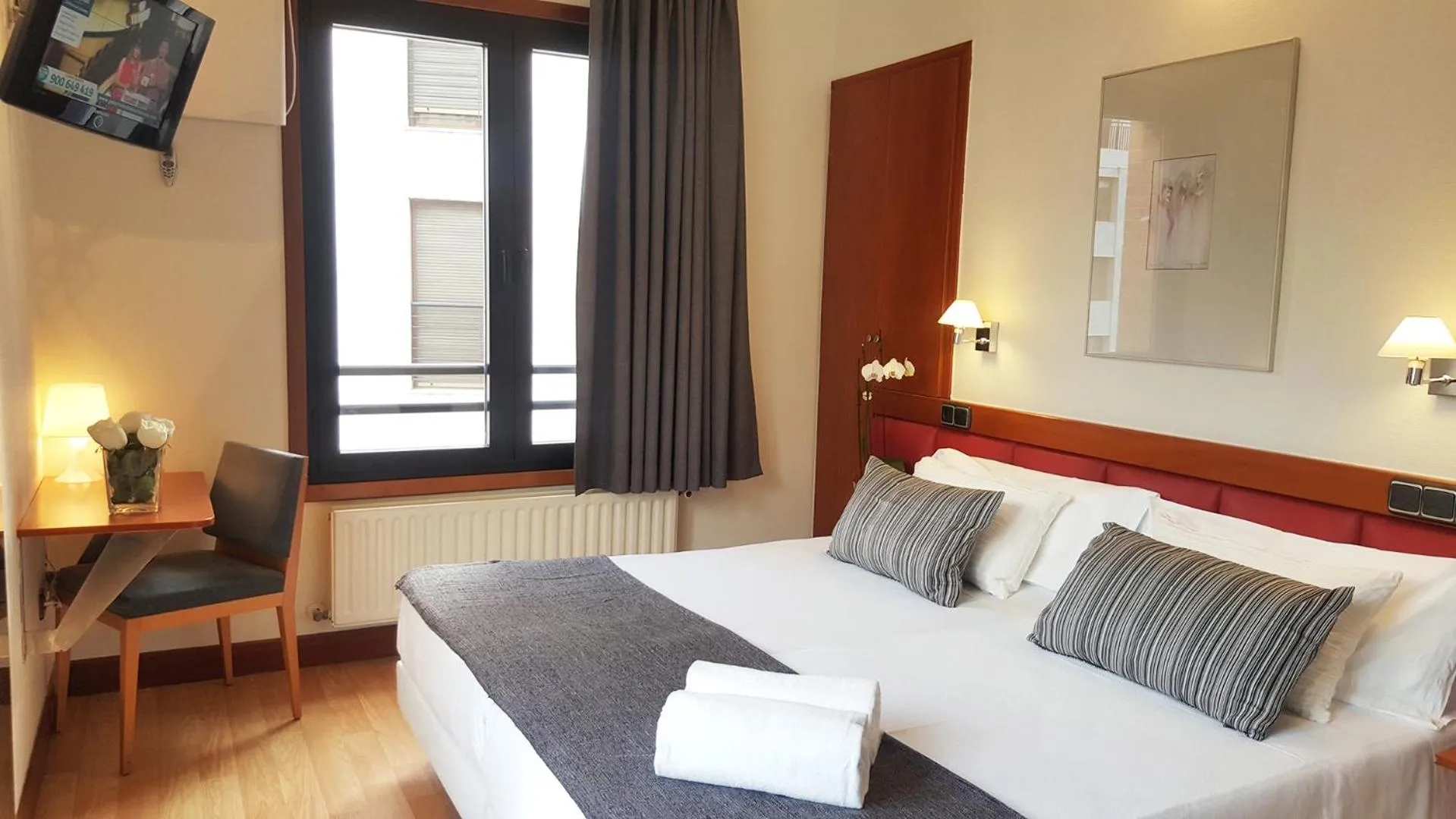 Photo of the whole room, Bed in Hotel Oria