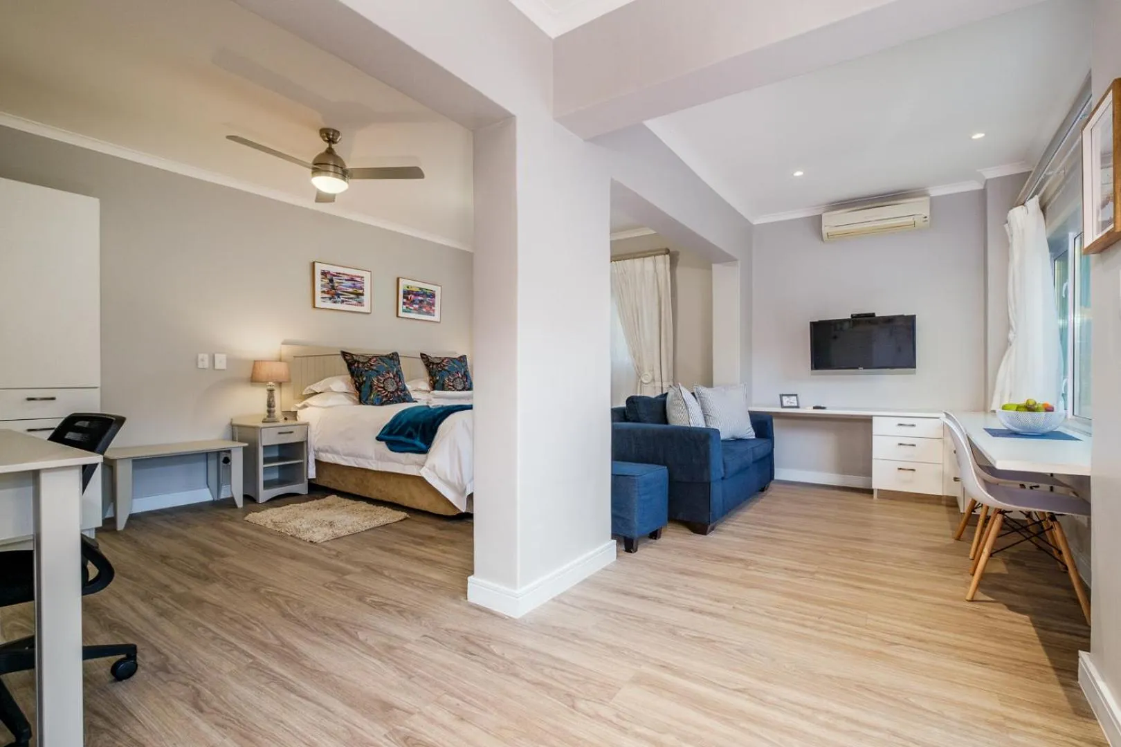 TV and multimedia, Bed in 49-on-Cherry