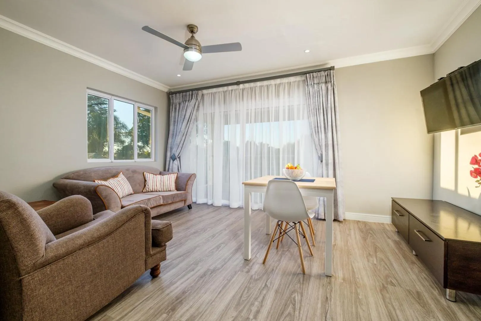 Bathroom in 49-on-Cherry