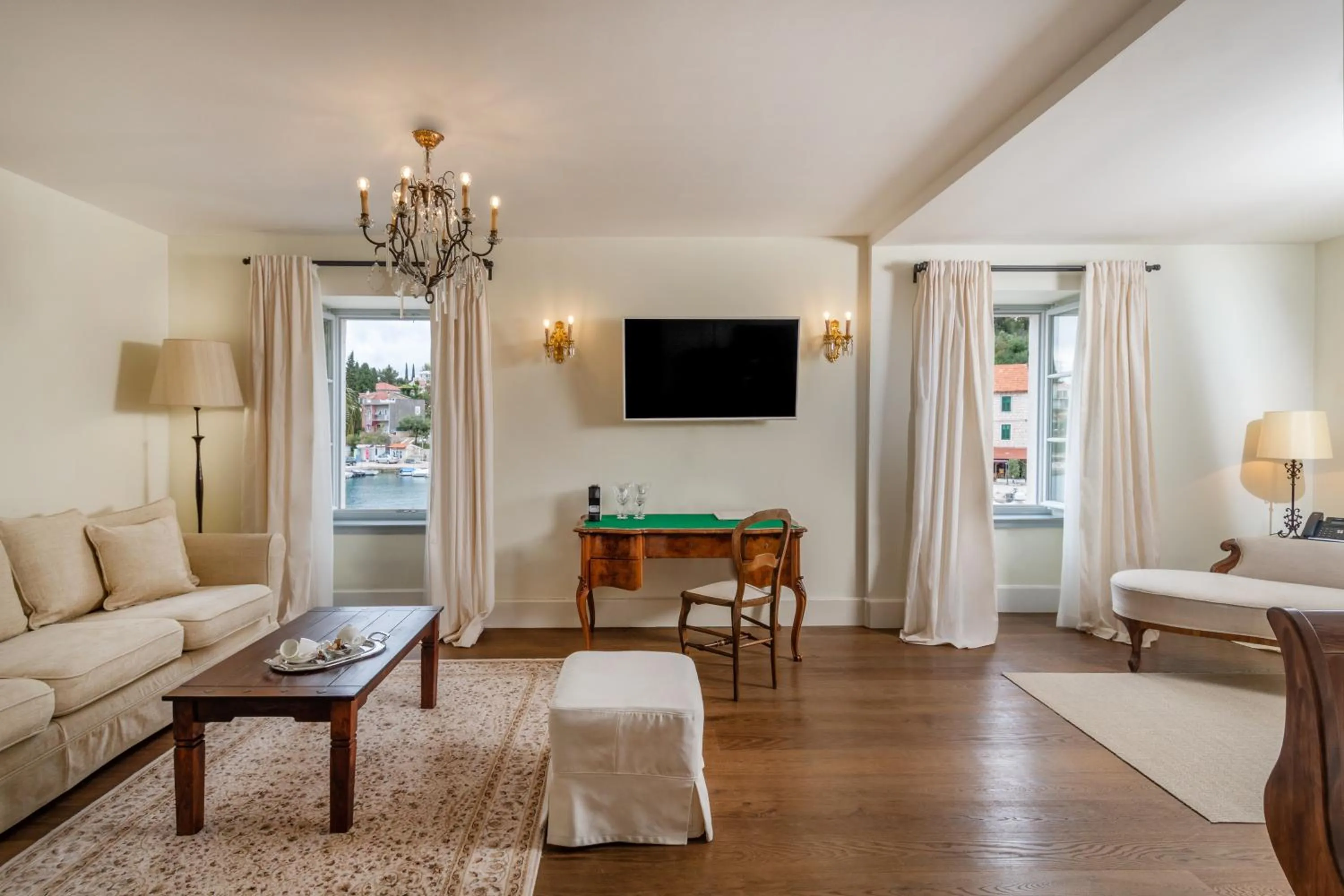 Seating area in Heritage Hotel Martinis Marchi