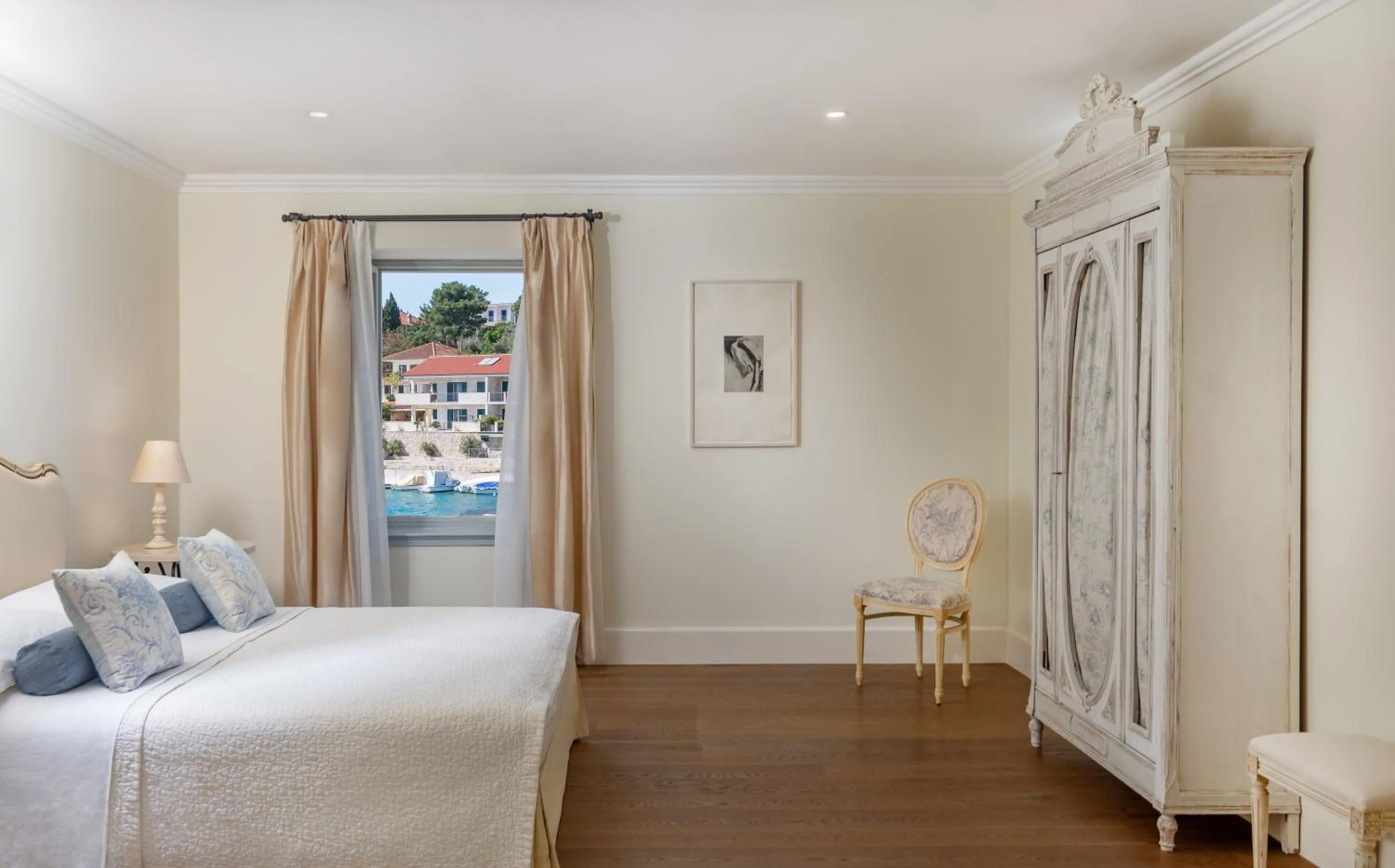 Photo of the whole room, Bed in Heritage Hotel Martinis Marchi