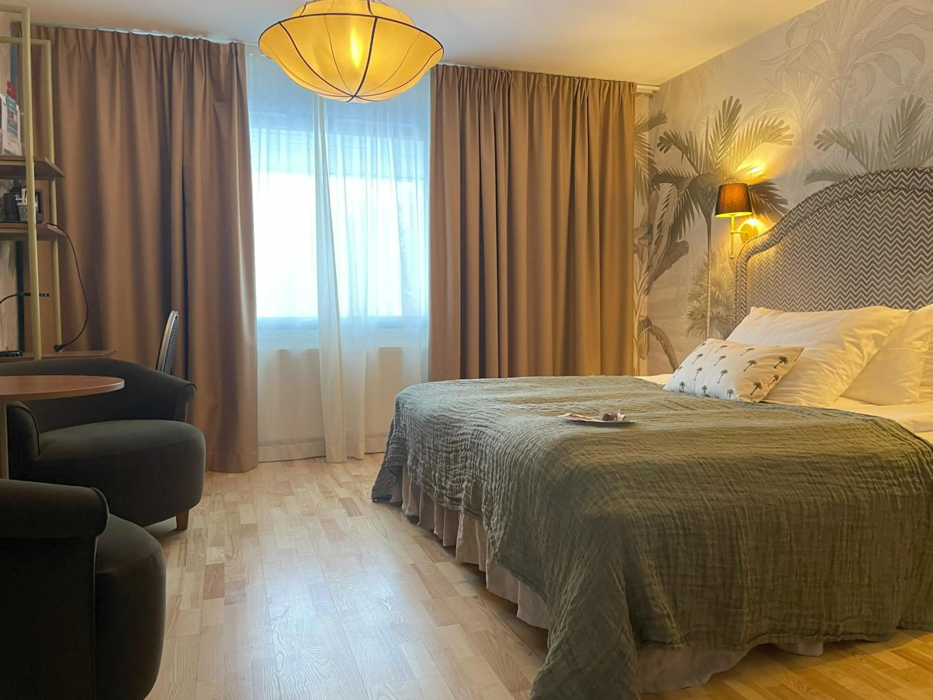 Bedroom, Bed in Hotel Bellevue