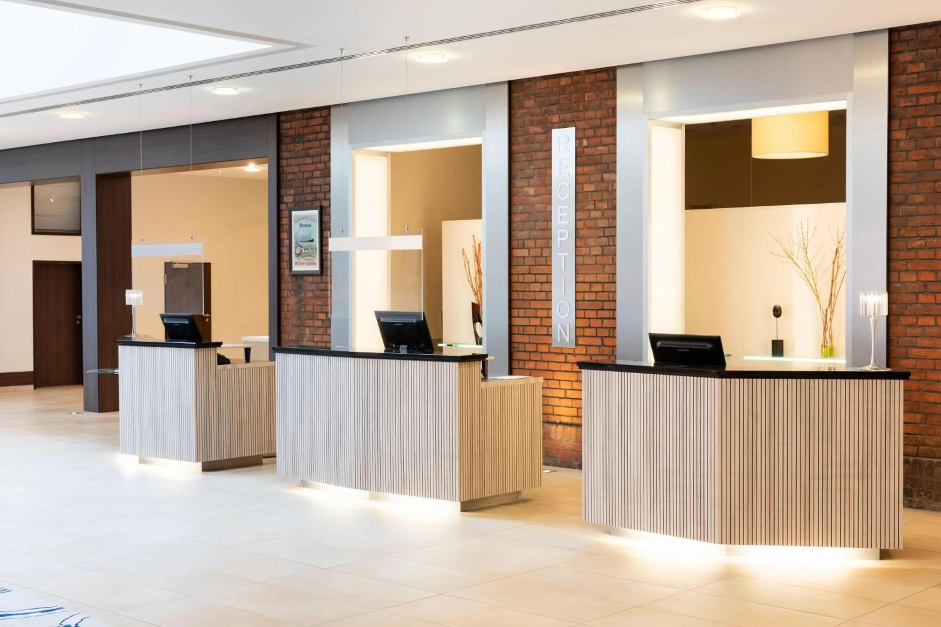 Lobby or reception in Courtyard by Marriott Bremen