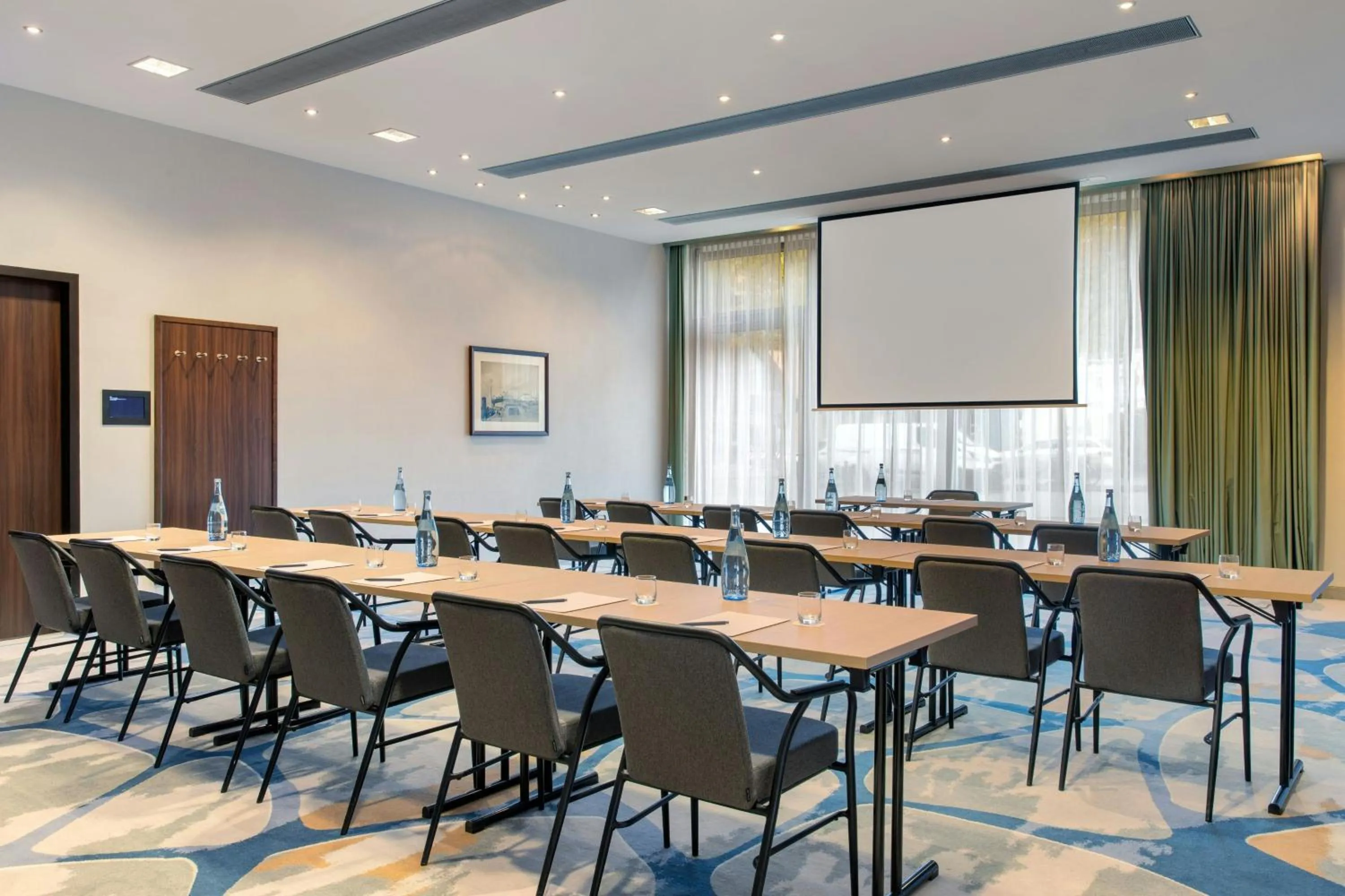Meeting/conference room in Courtyard by Marriott Bremen