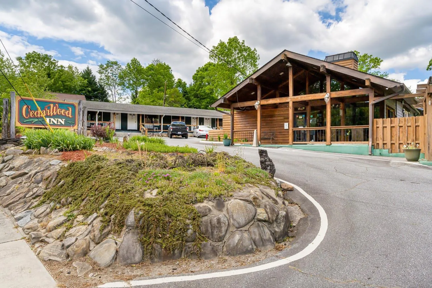 Property building in CedarWood Inn