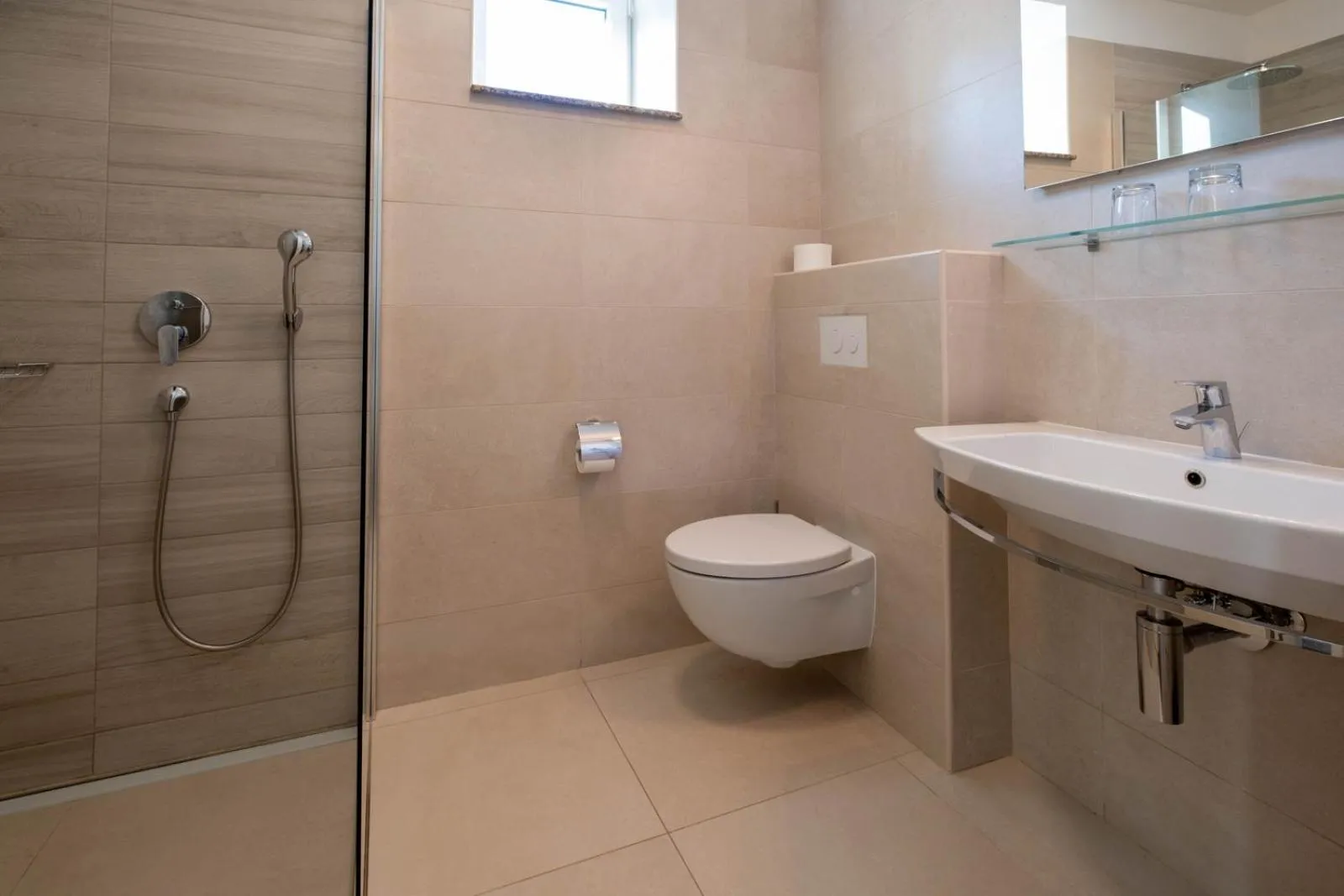 Bathroom in Hotel Bor