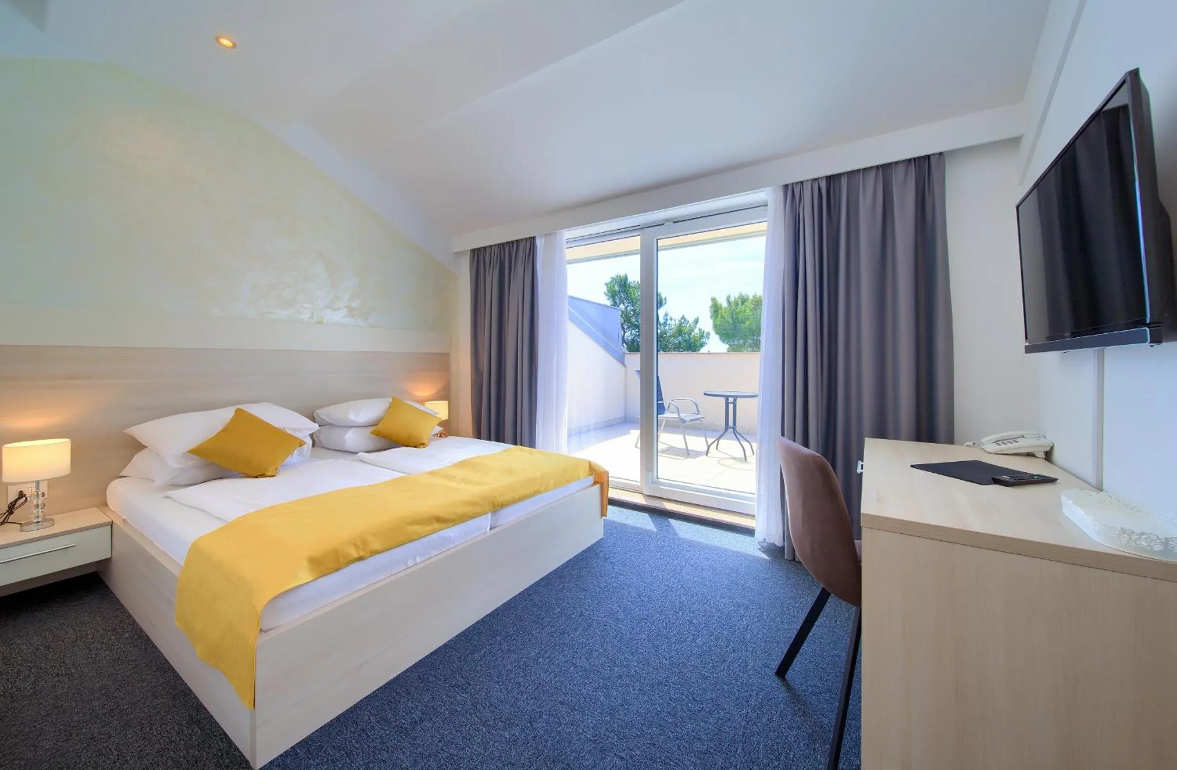 Bedroom, Bed in Hotel Bor