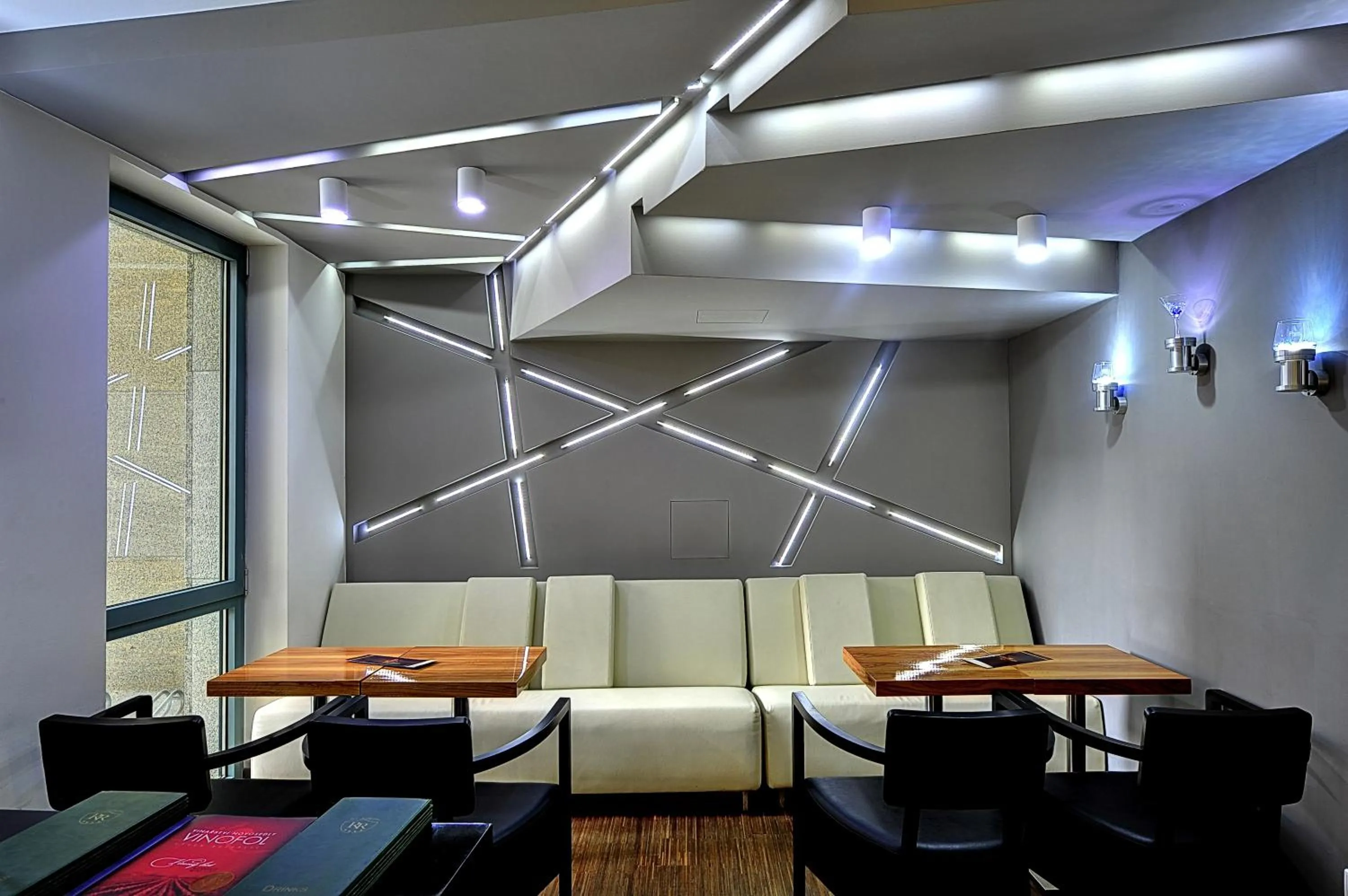 Lounge or bar in St. Joseph Royal Regent