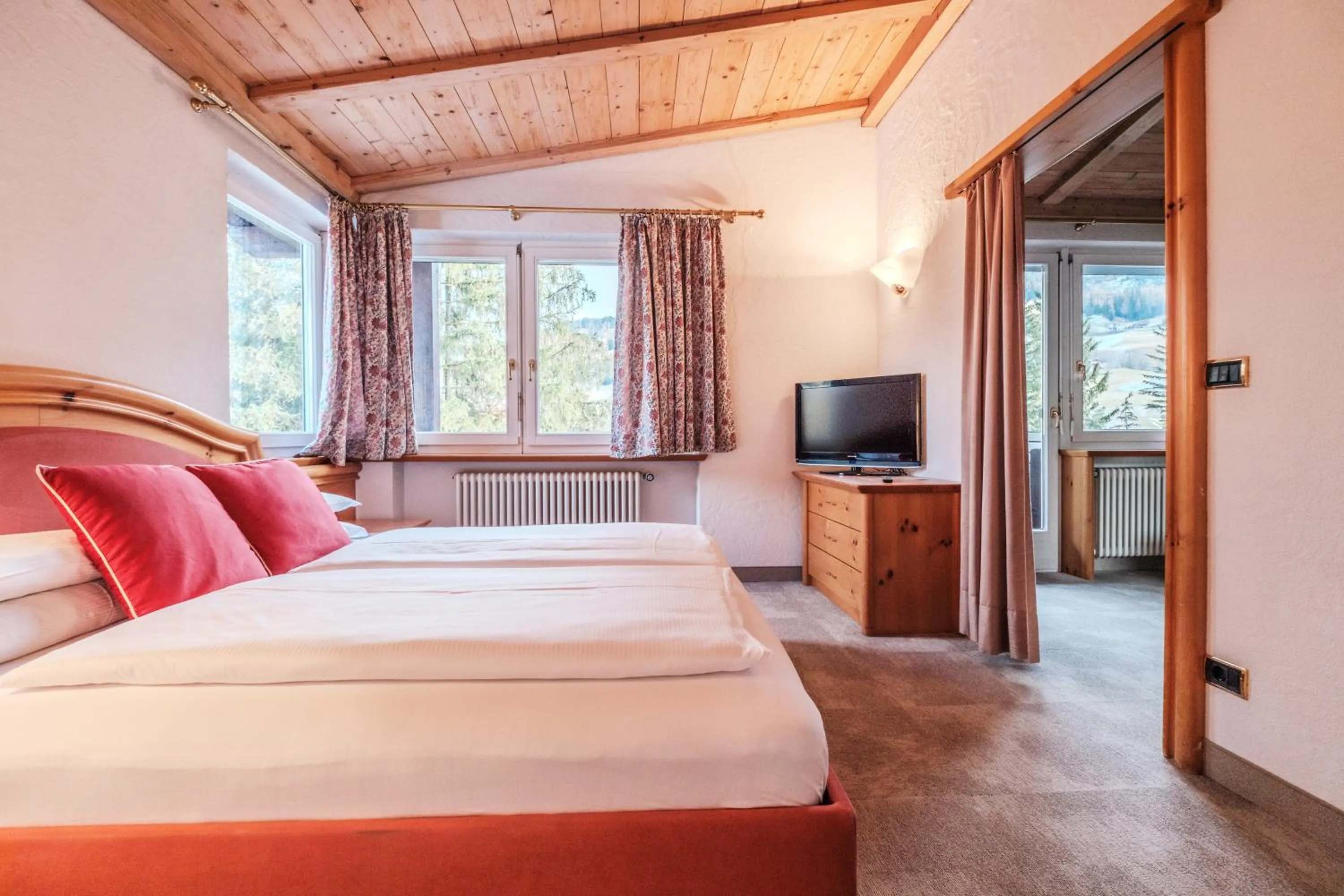 Bed in Sporthotel Teresa