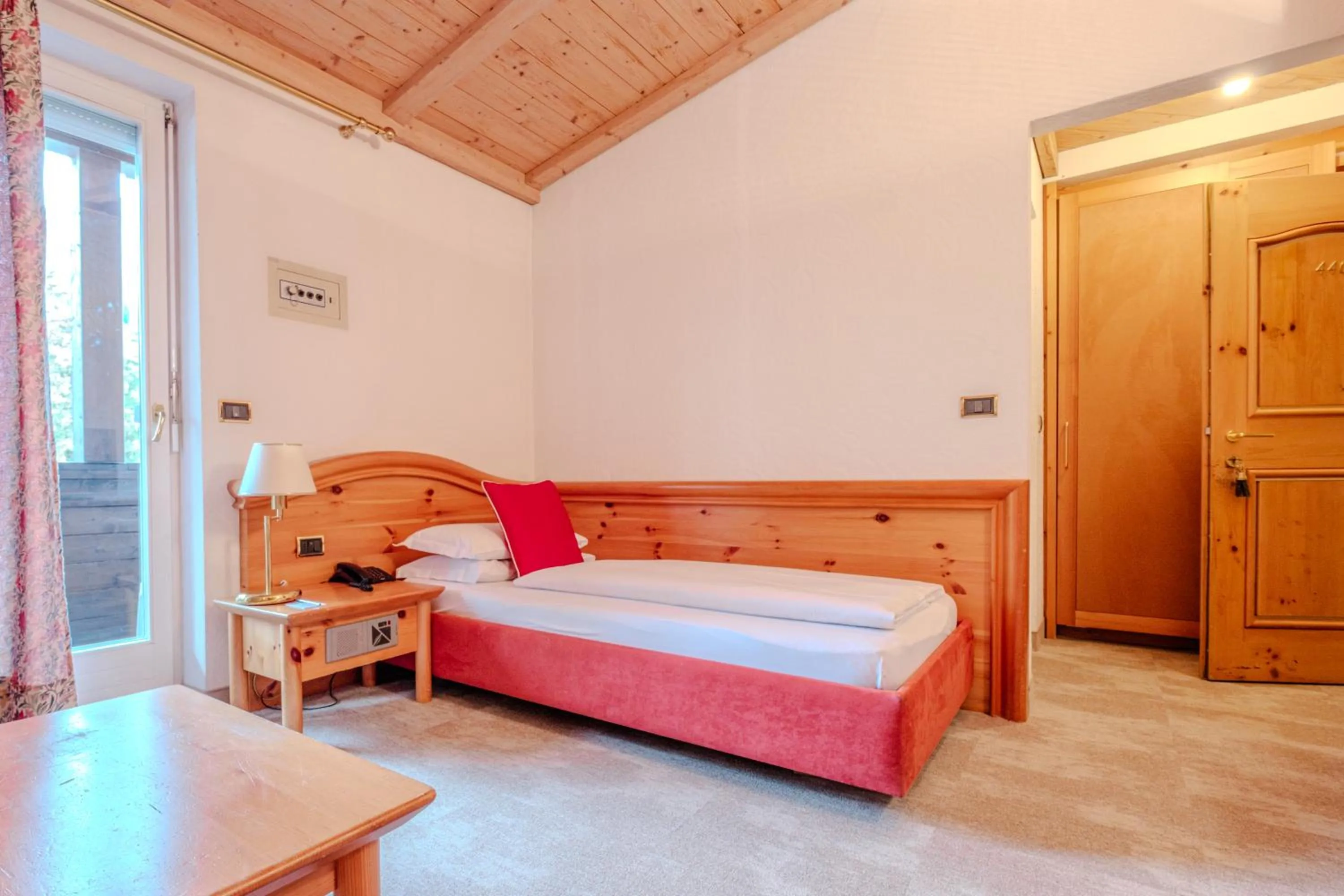 Bed in Sporthotel Teresa