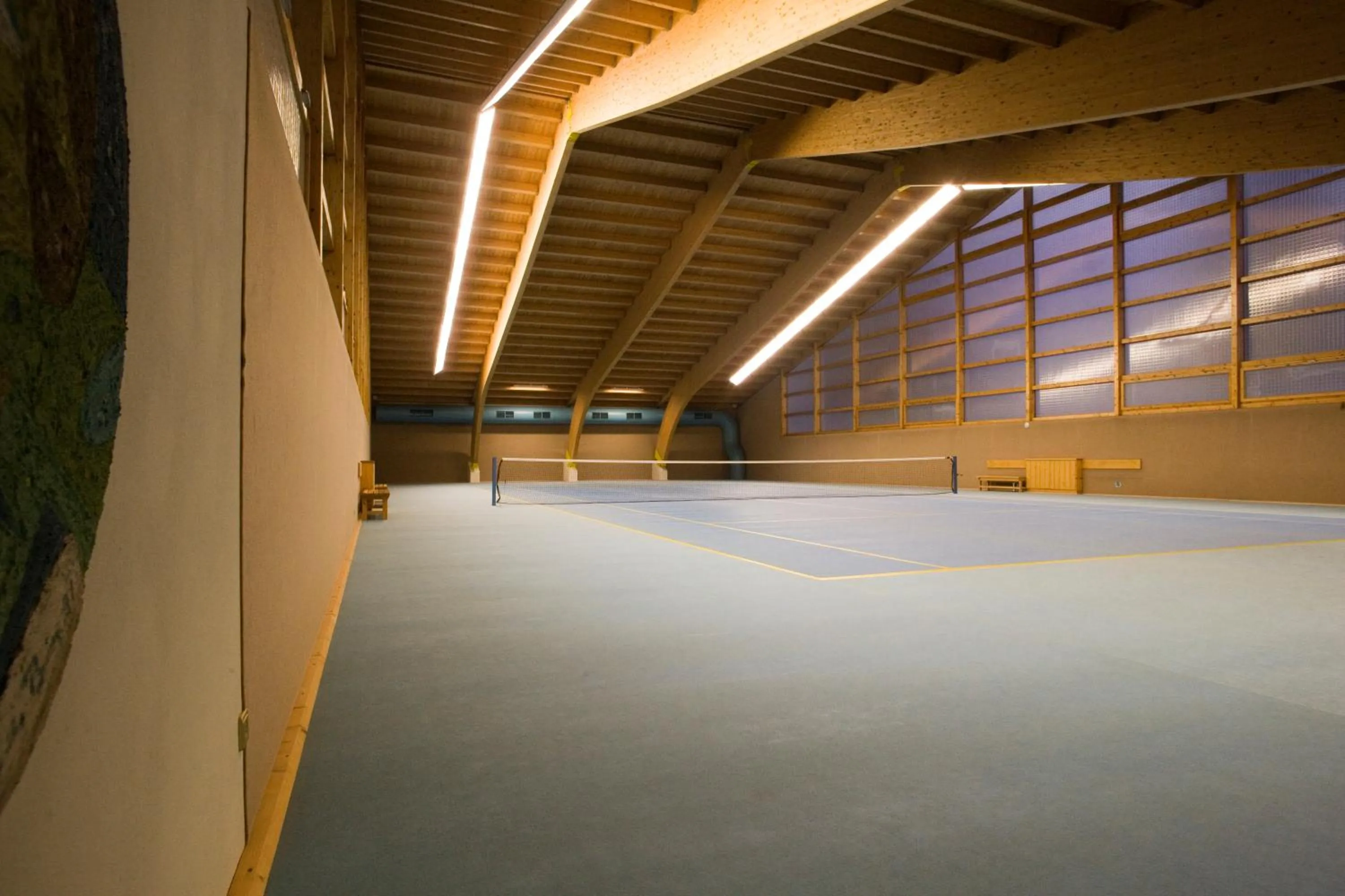 Tennis court in Sporthotel Teresa