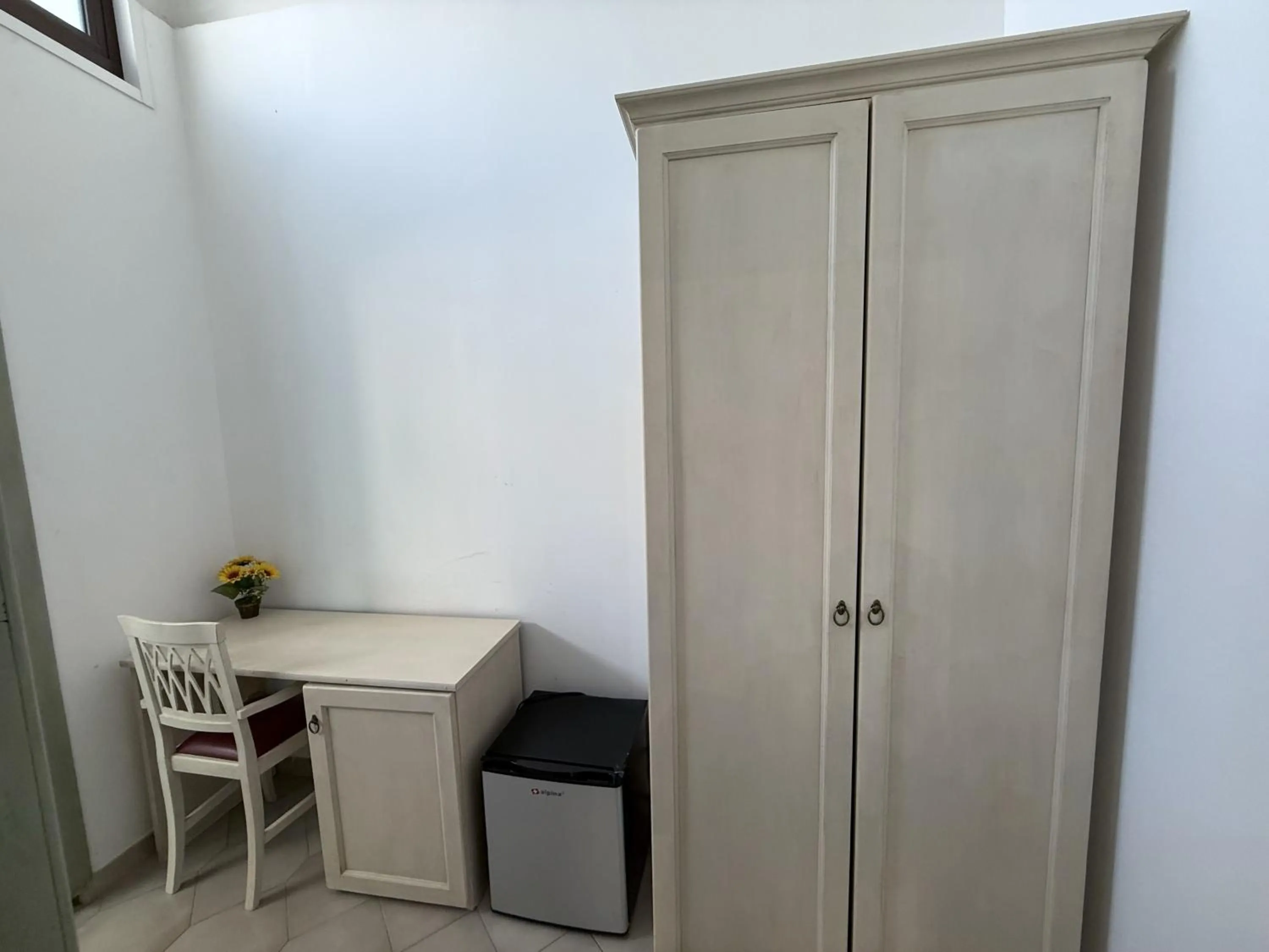 Bed and Breakfast Station