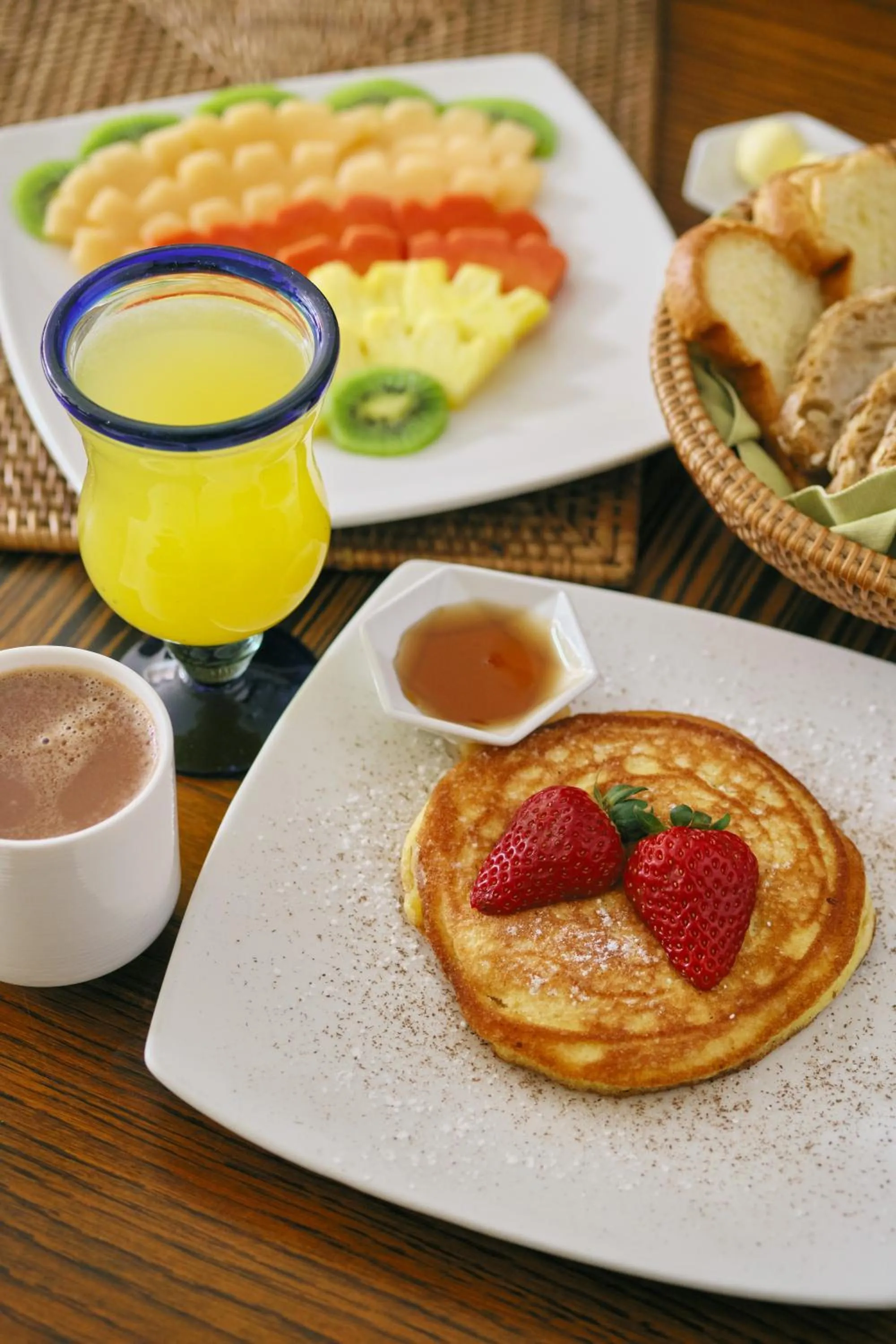 Breakfast in Hotel Retiro 84 by MIJ