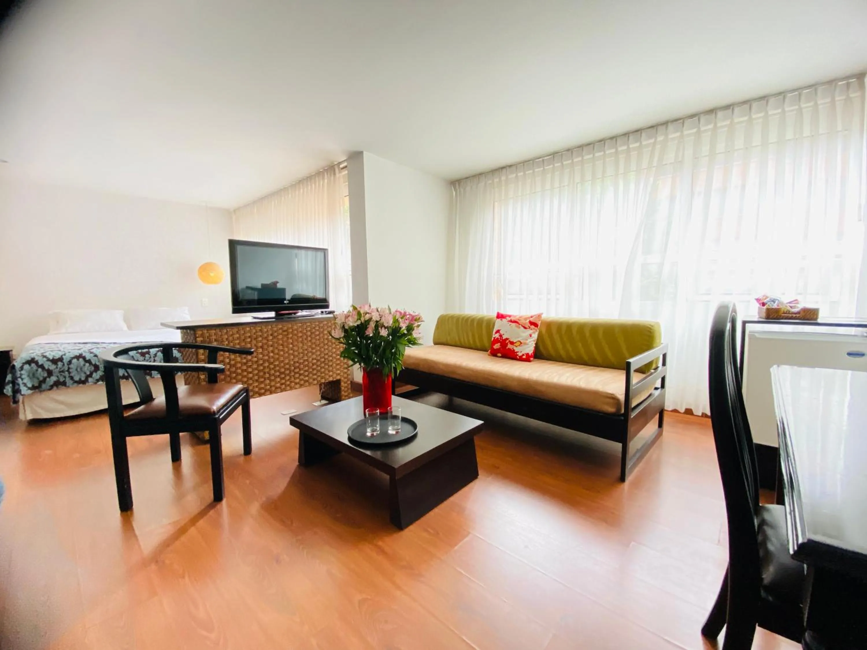 Living room in Hotel Retiro 84 by MIJ