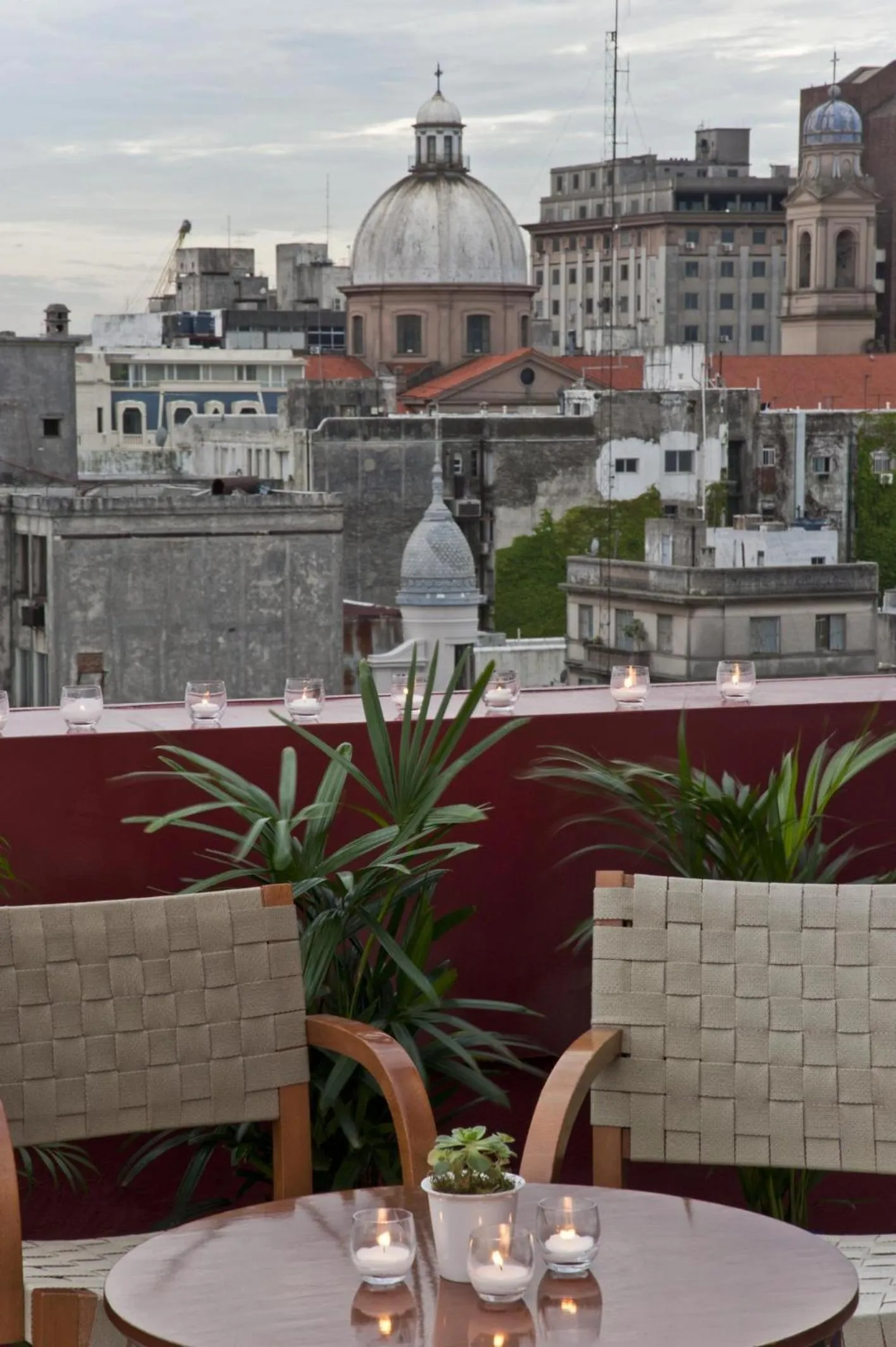 Property building in NH Montevideo Columbia