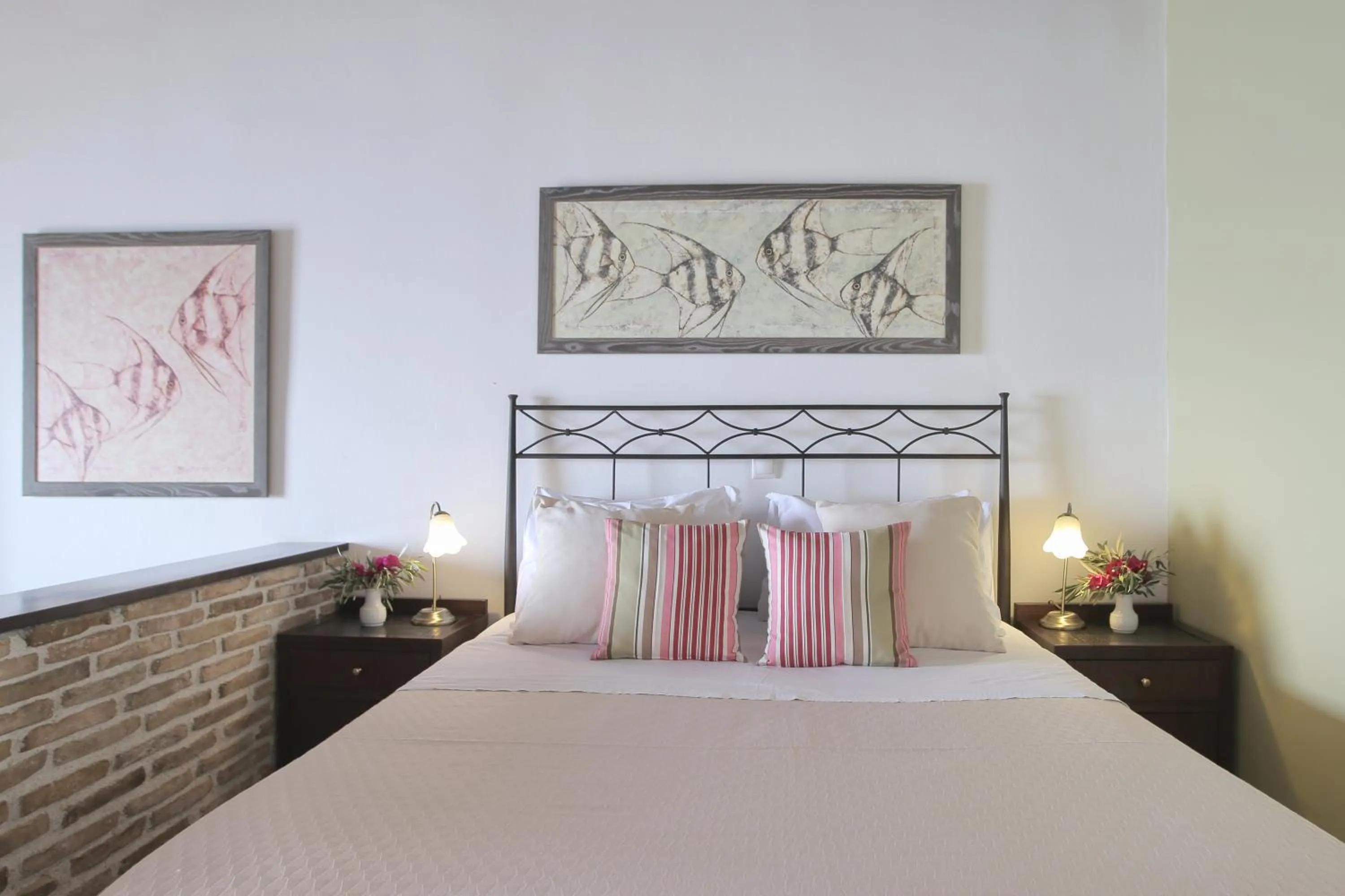 Bedroom, Bed in Yalis Hotel