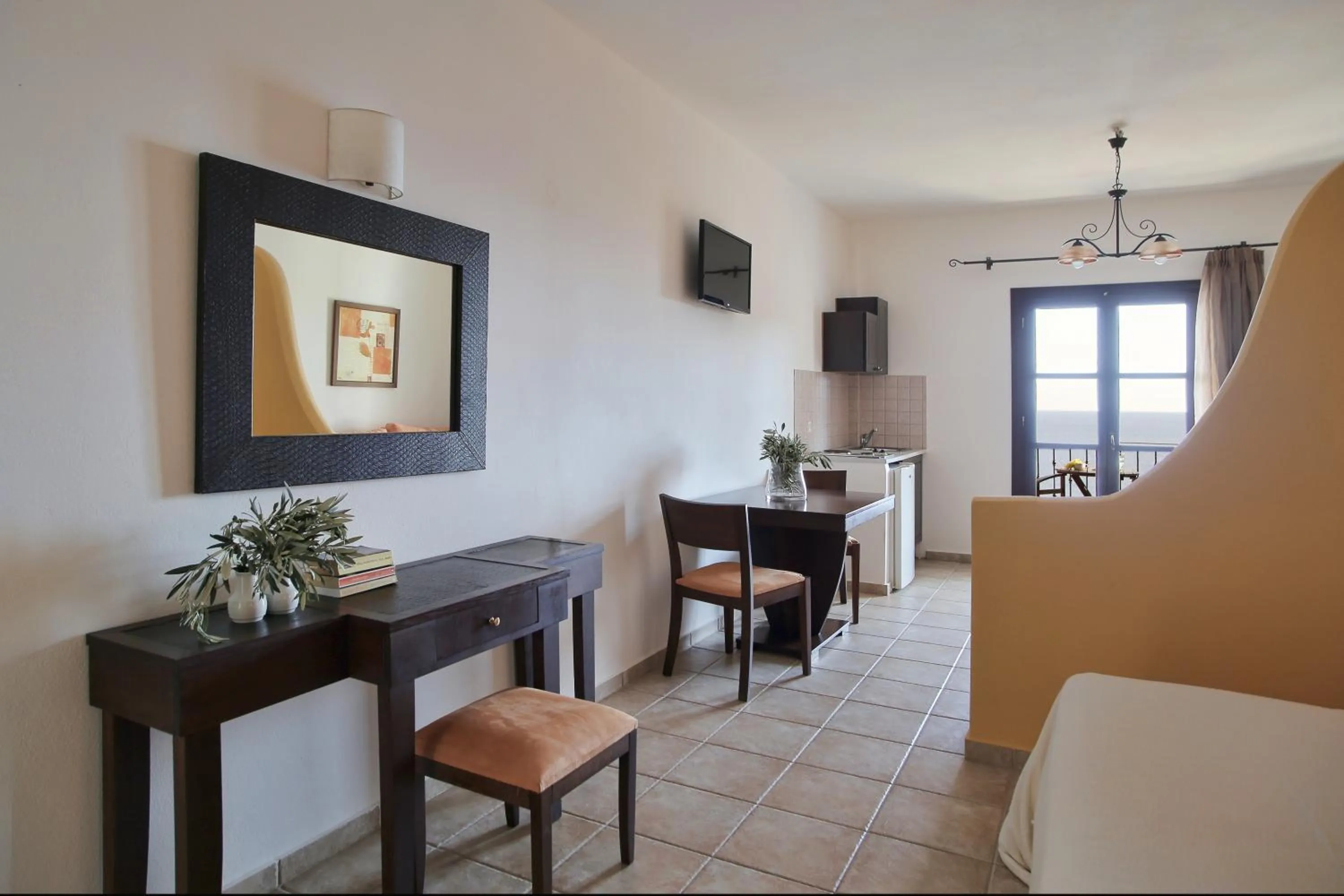 Kitchen or kitchenette in Yalis Hotel