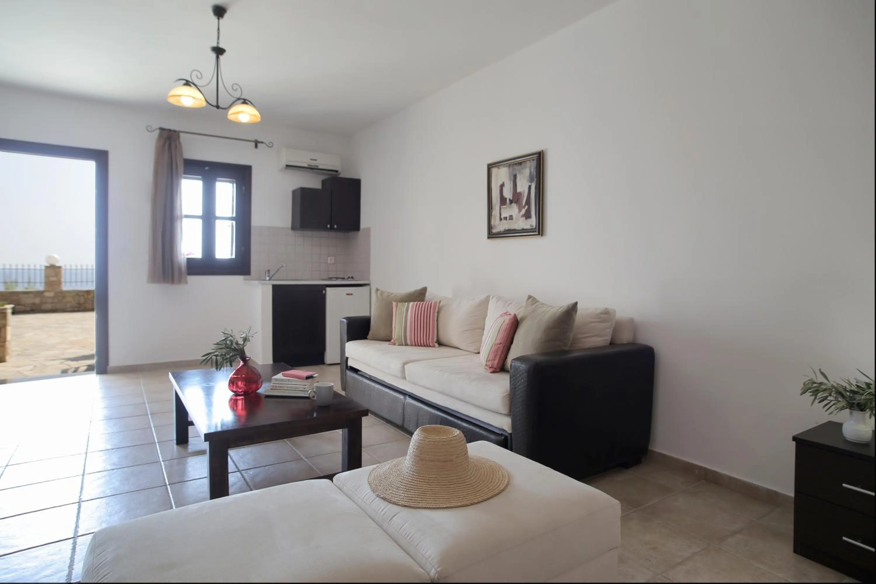 Kitchen or kitchenette, Bed in Yalis Hotel