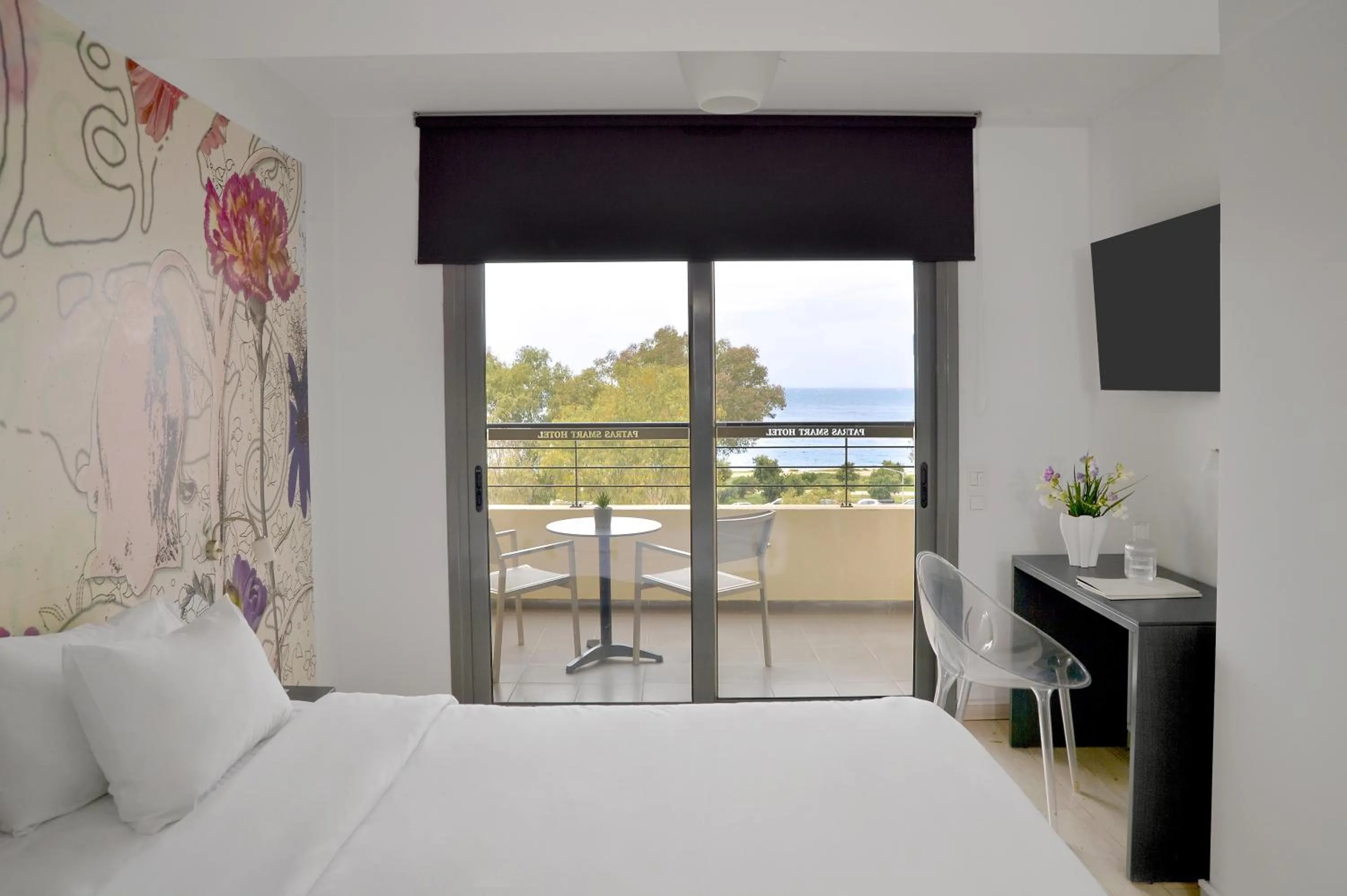 View (from property/room), Bed in Airotel Patras Smart Hotel