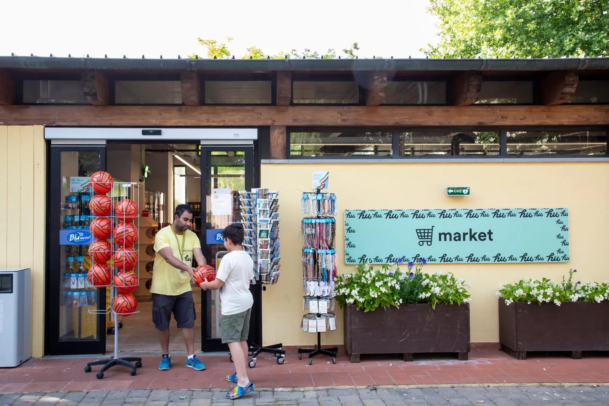 Shopping Area in hu Roma Camping In Town