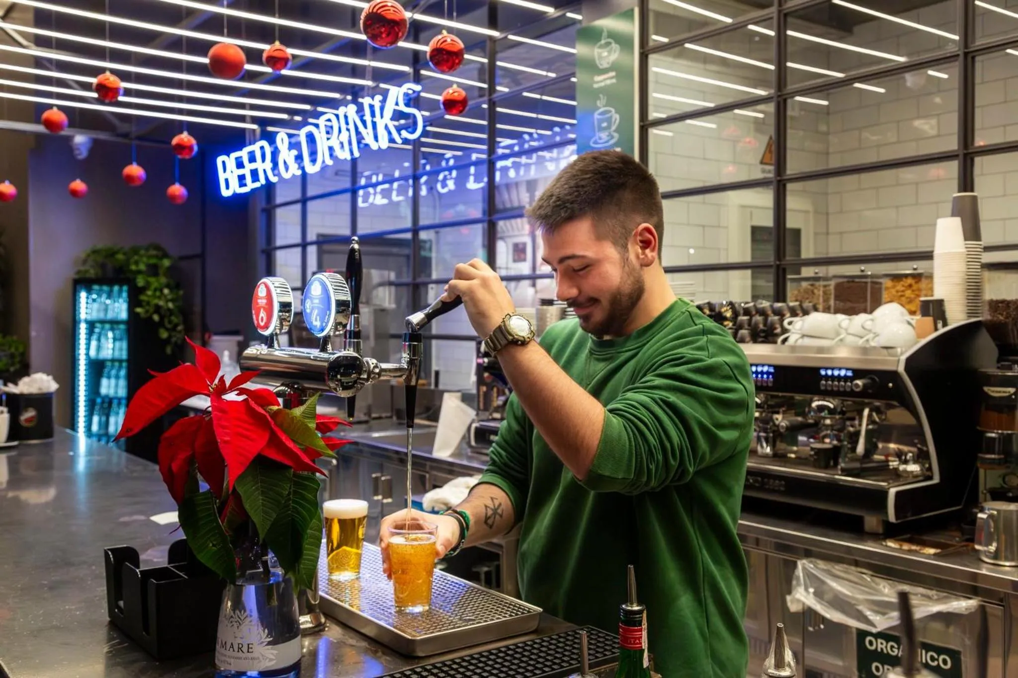 Restaurant/places to eat in hu Roma Camping In Town