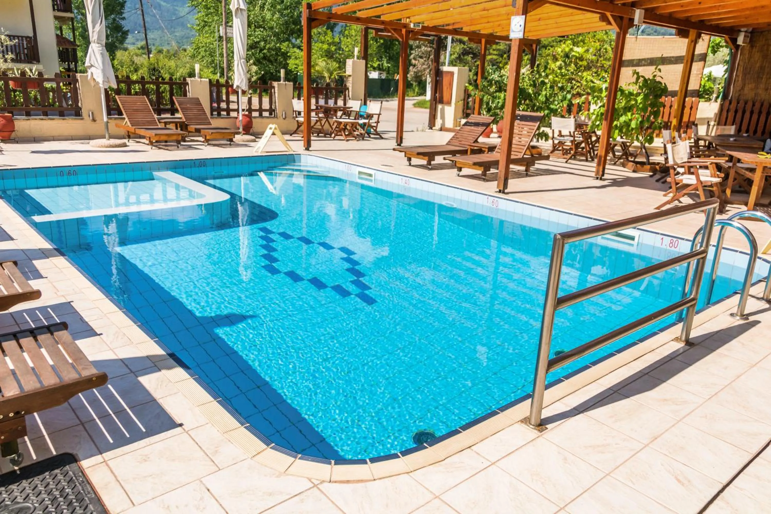 Swimming pool in Porto Marina