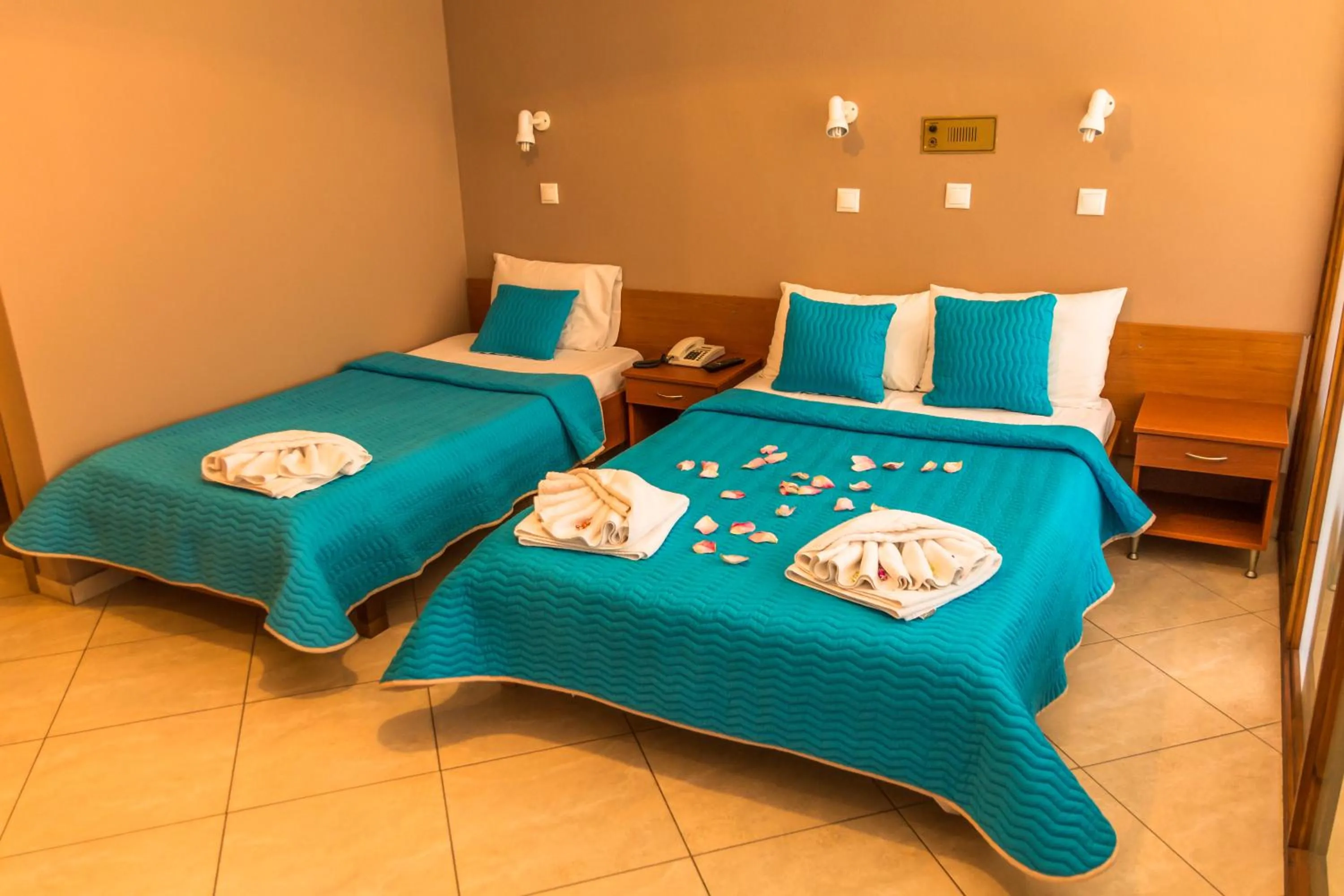 Bedroom, Bed in Porto Marina