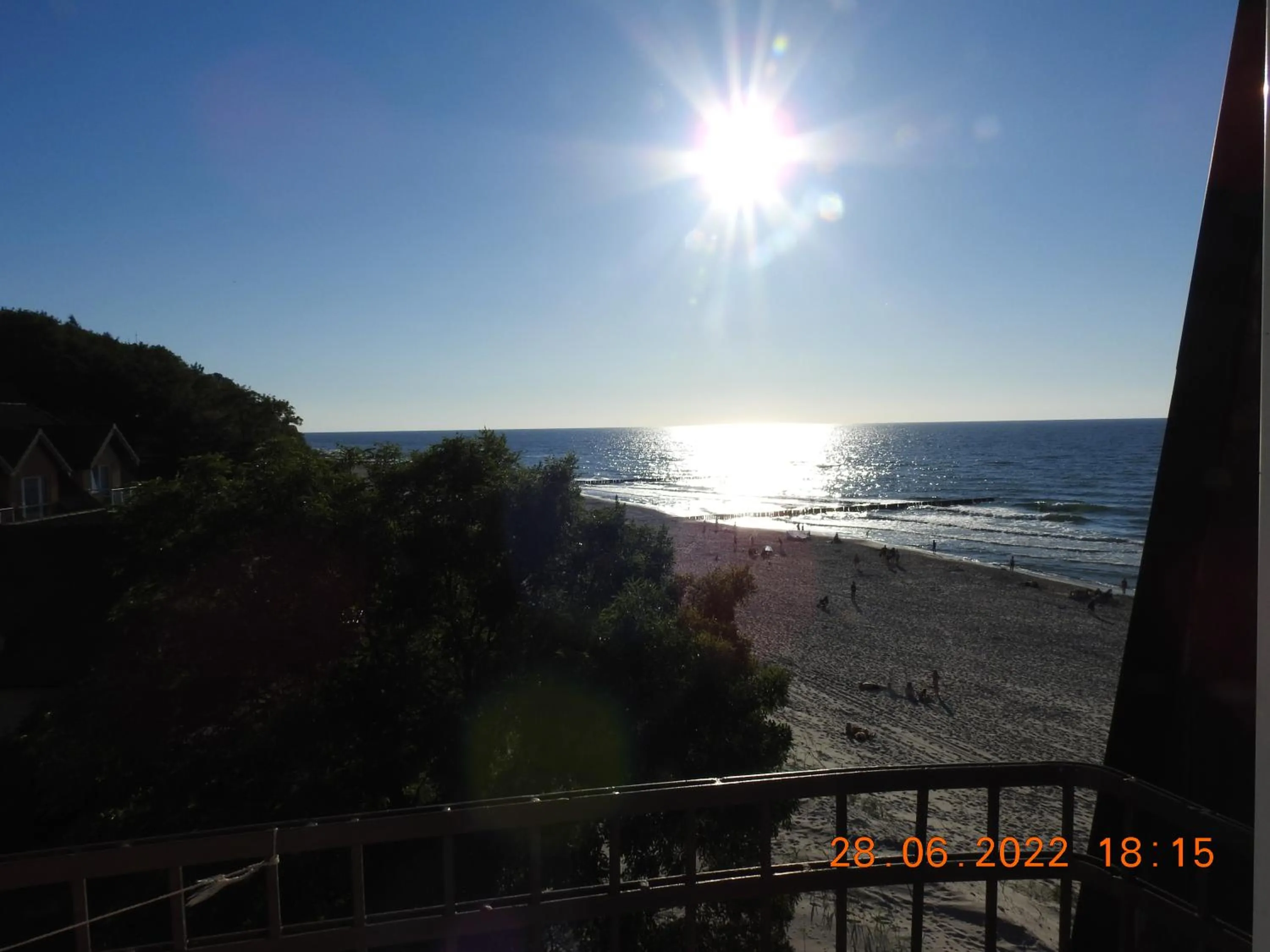 BAłTYK NAD MORZEM-PRZY PLAŻY