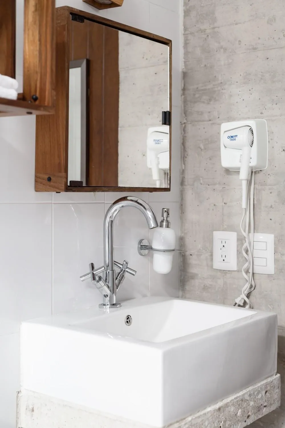 Bathroom in Casa de Piedra Tulum