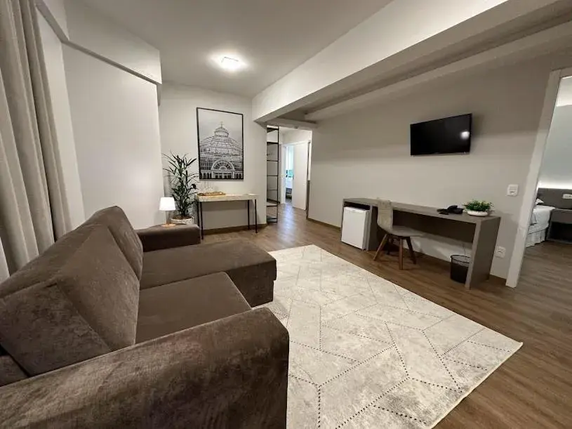 Suite with Hot Tub - single occupancy in Condall Palace Hotel Suite with Hot Tub - single occupancy in Condall Palace Hotel