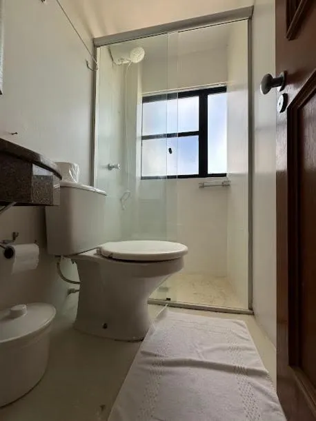 Shower in Condall Palace Hotel