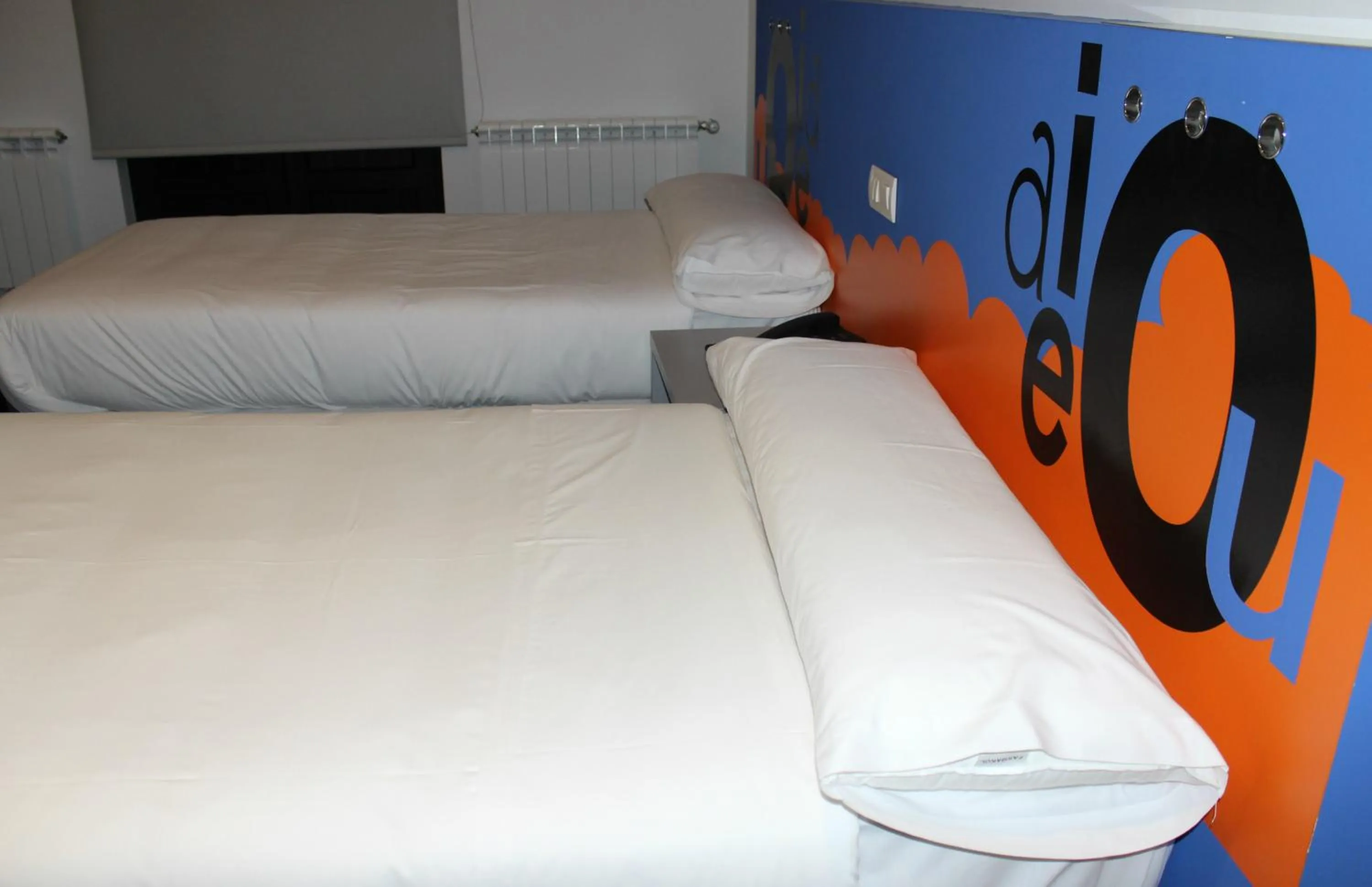 Bedroom, Bed in Calas De Liencres