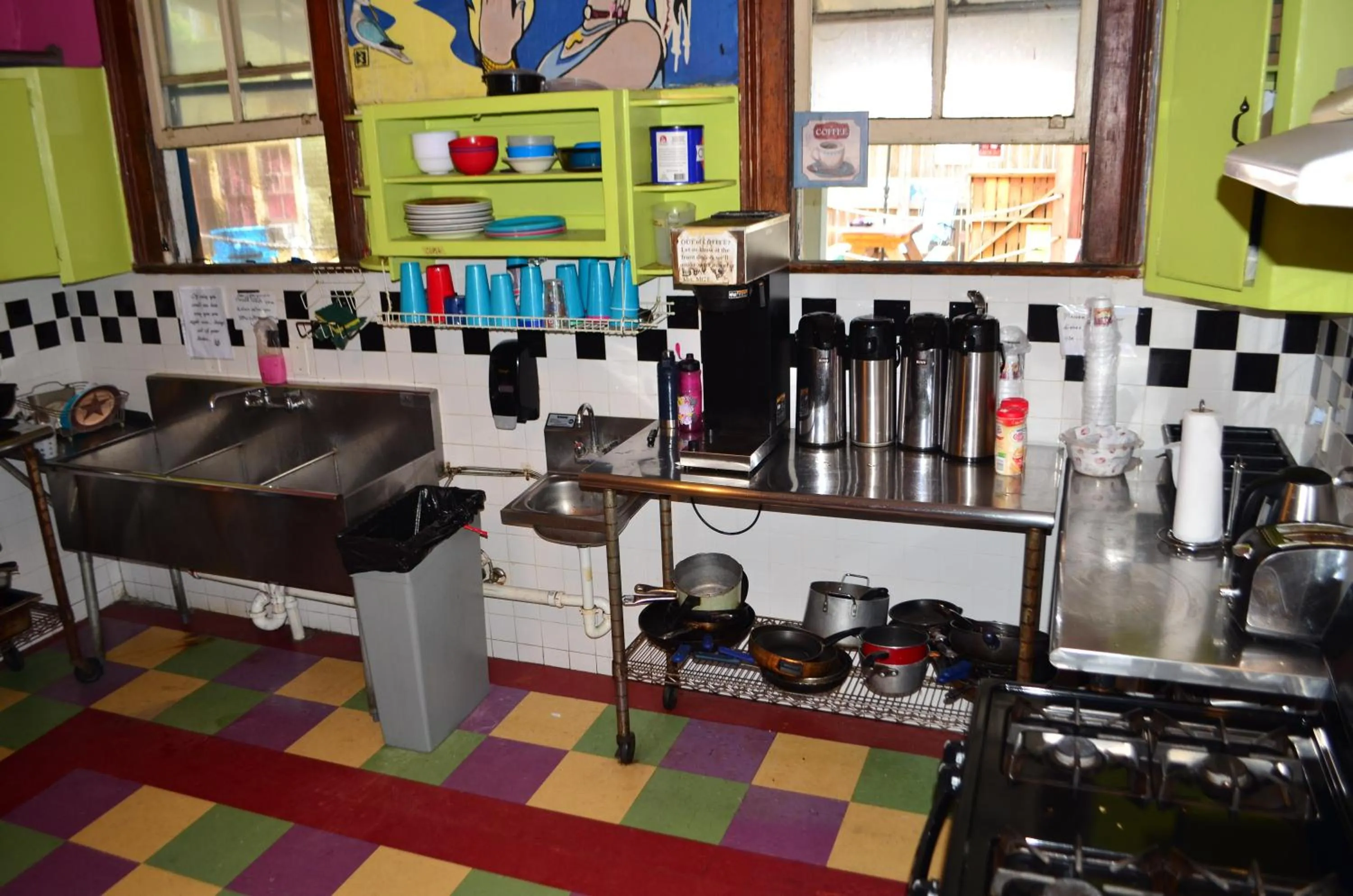 Communal kitchen in India House Hostel