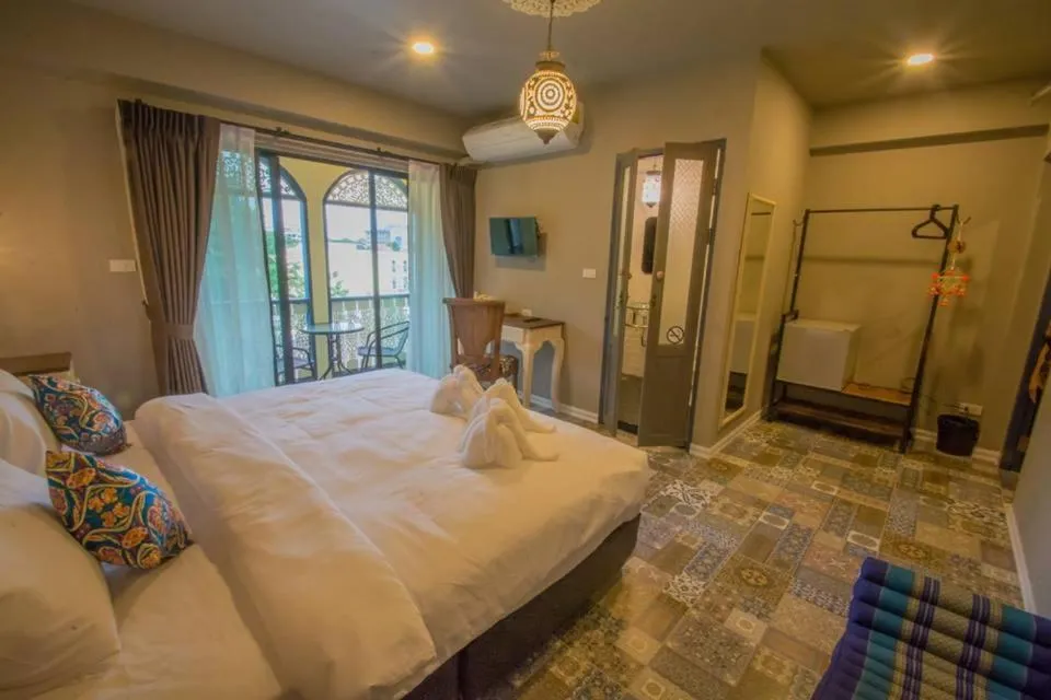 Balcony/Terrace, Bed in Sridonchai Heritage, Night Bazaar Chiang Mai